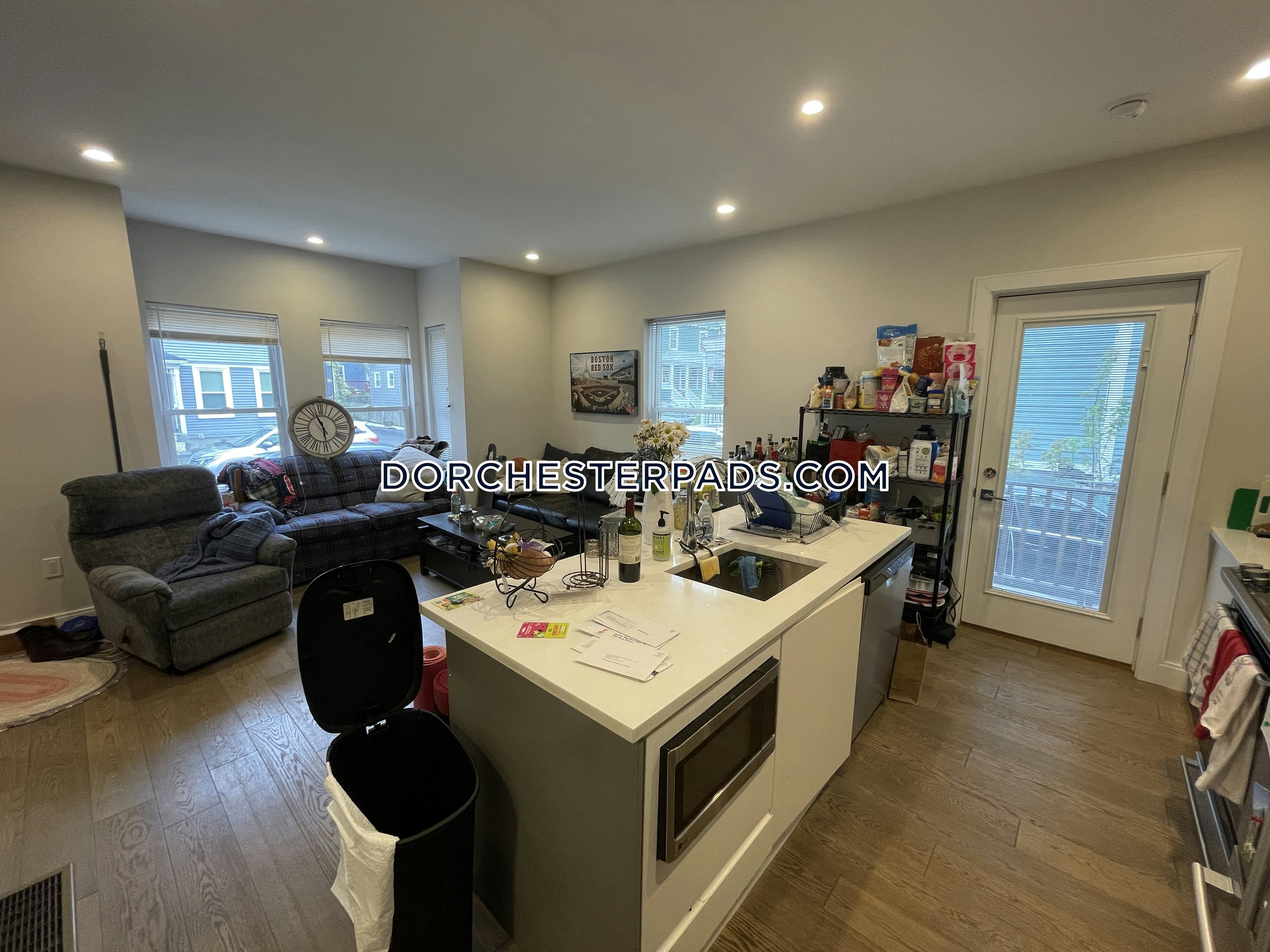3 bed, 2 bath apartment for rent at 48 Tuttle Unit 1, Dorchester — photo 4 of 9