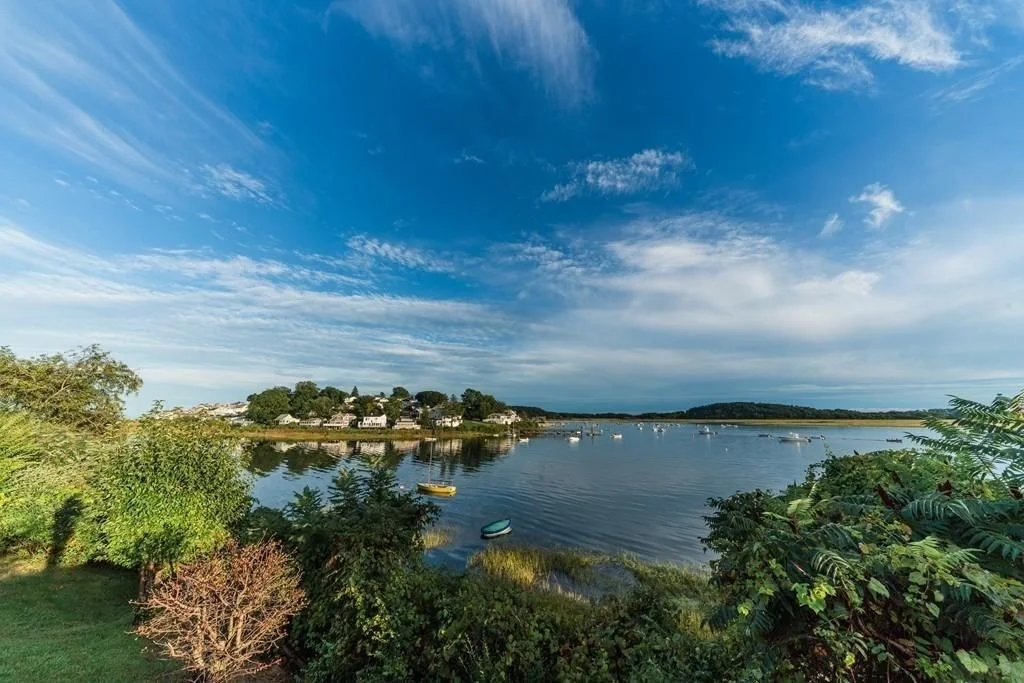 78 Little Neck Rd, Great Neck