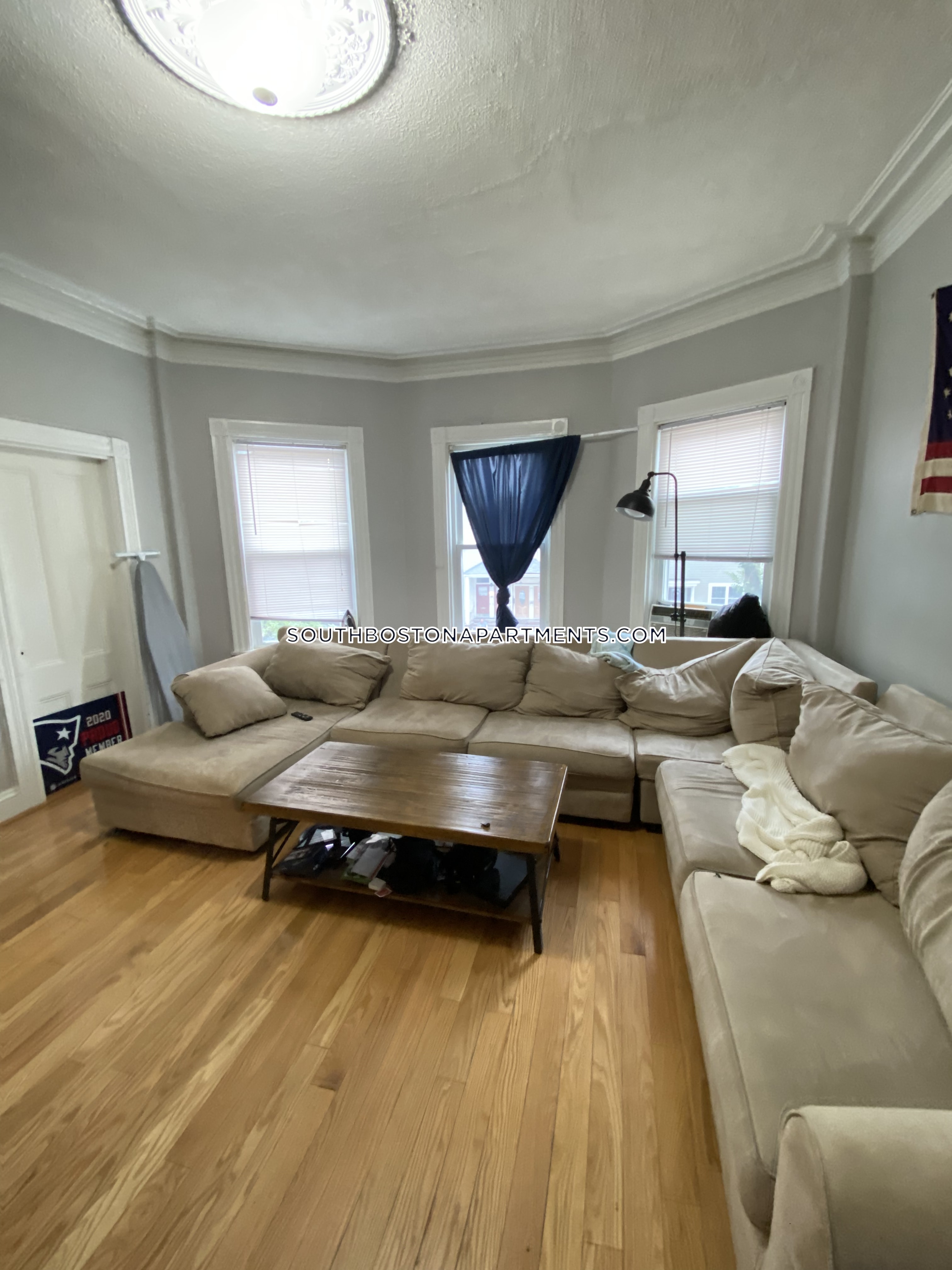 3 bed, 1 bath apartment for rent at 895 East Broadway Unit 2, South Boston — photo 21 of 27