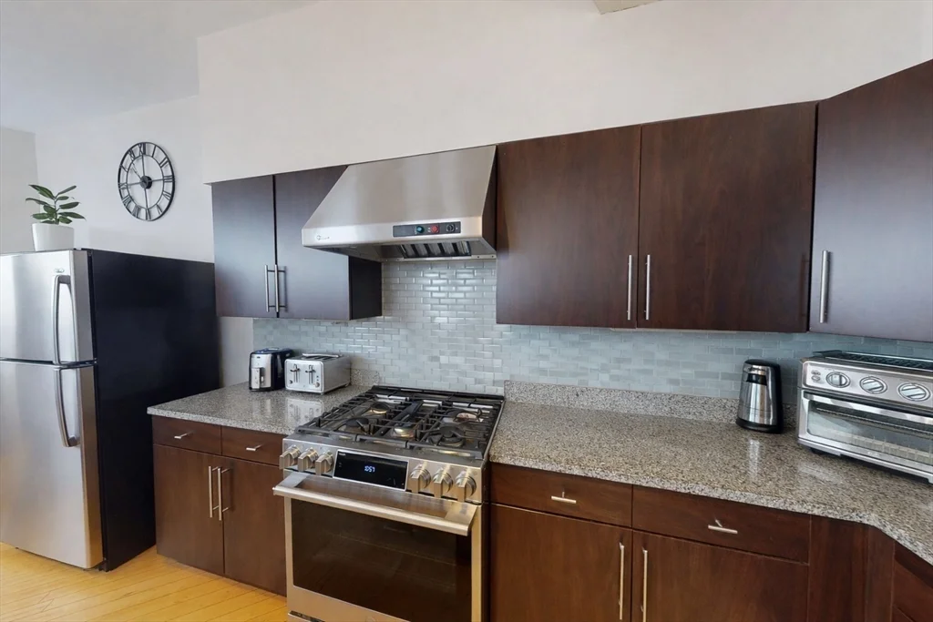 72 Kent St, Brookline Village