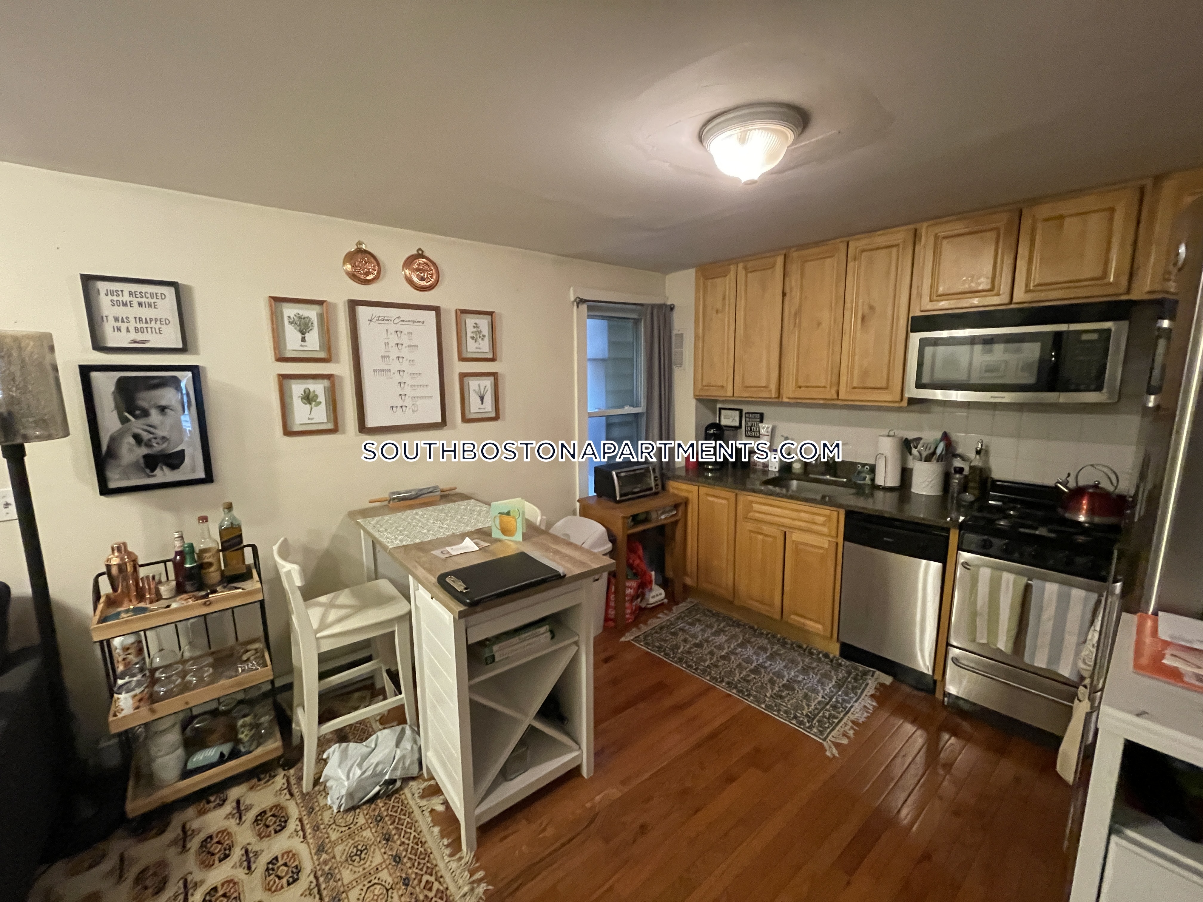 1 bed, 1 bath apartment for rent at 315 4th St Unit 2, South Boston — photo 3 of 7
