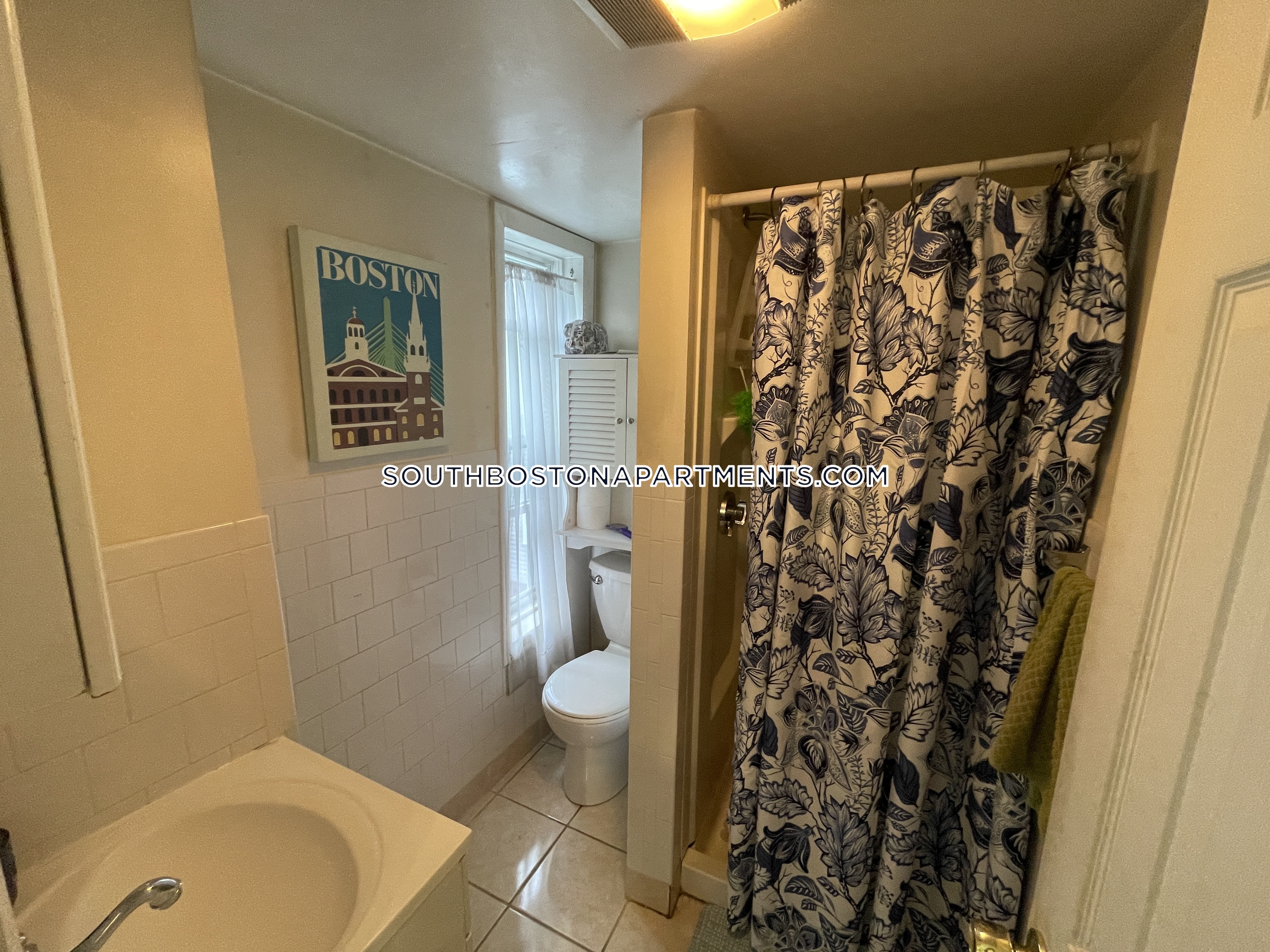 1 bed, 1 bath apartment for rent at 315 4th St Unit 2, South Boston — photo 6 of 7