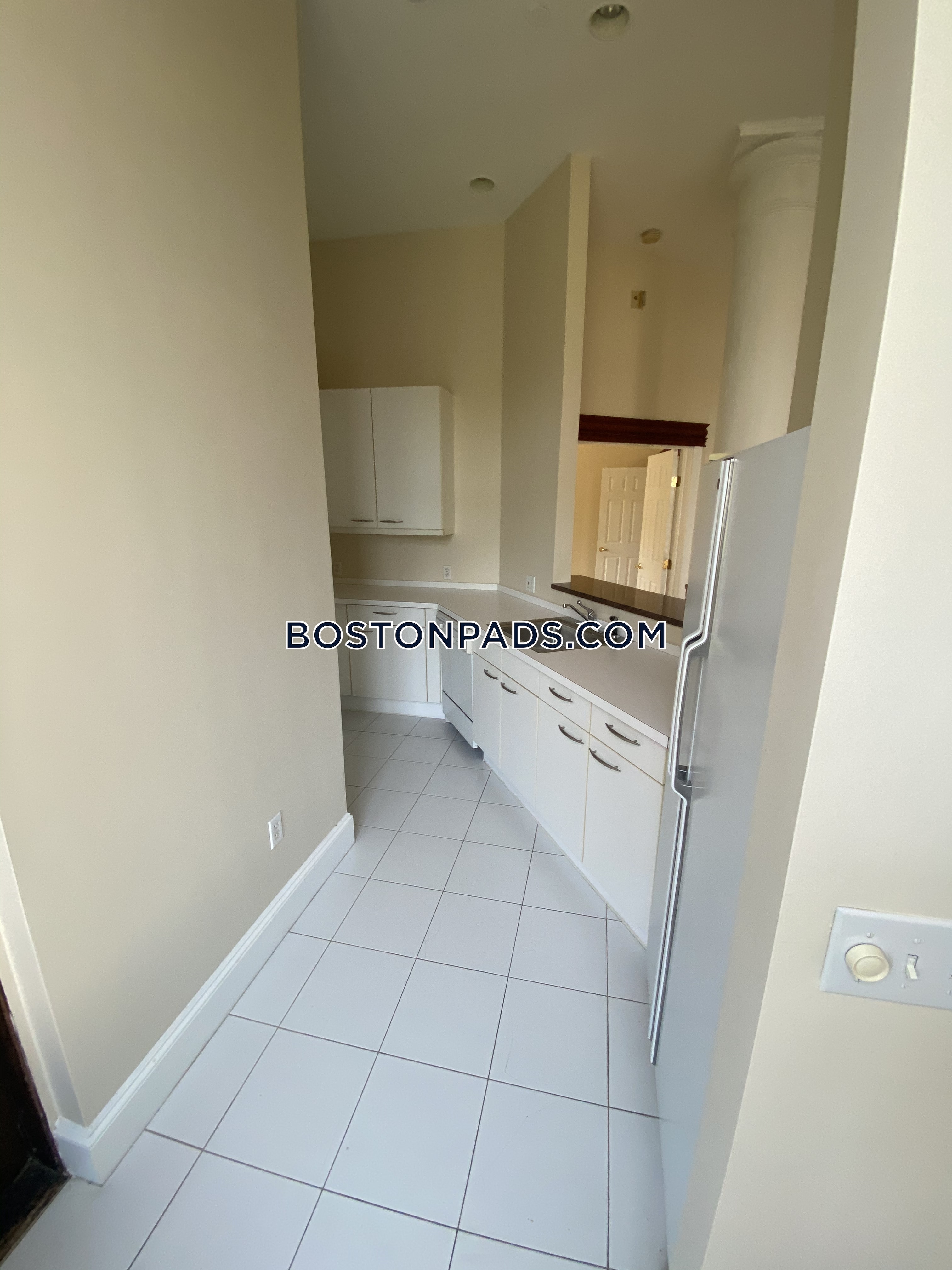 1 bed, 1 bath apartment for rent at 108 Richmond St Unit 7, North End — photo 5 of 35