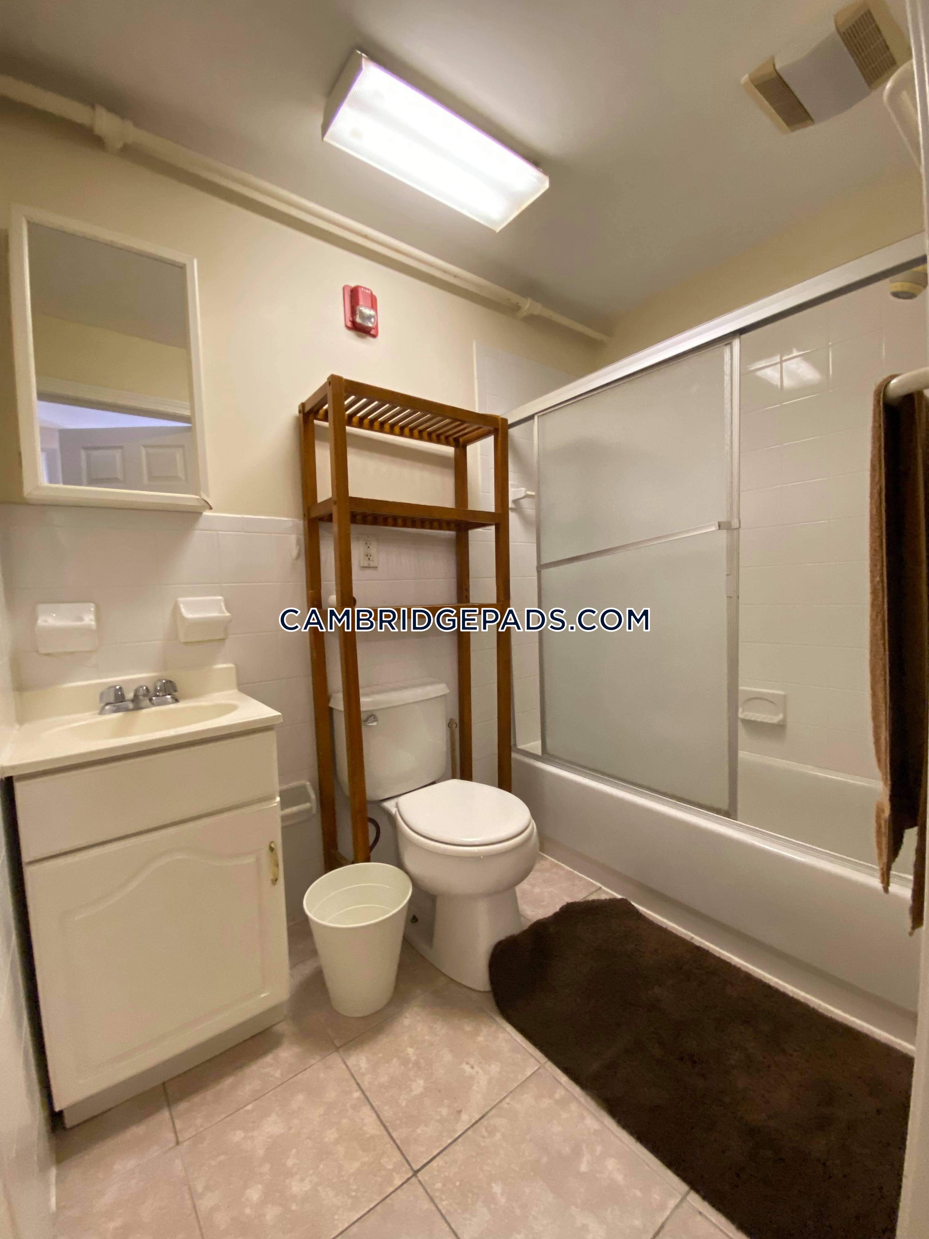 Studio bed, 1 bath apartment for rent at 61 Fayette St Unit 13A, Mid Cambridge — photo 5 of 6