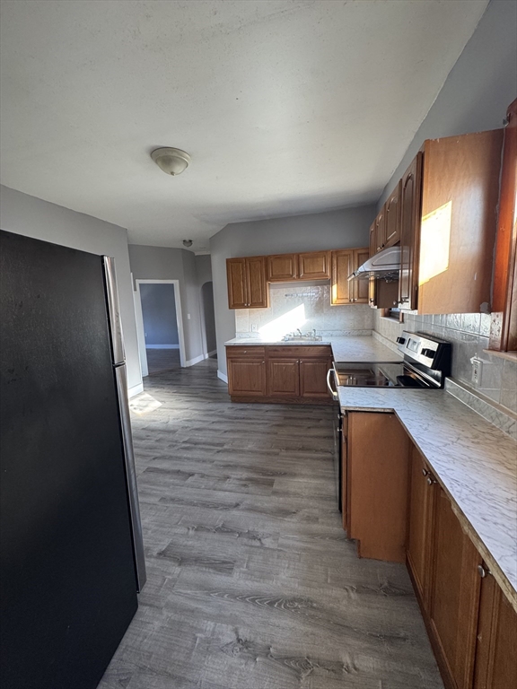 8 Boylston St, Malden