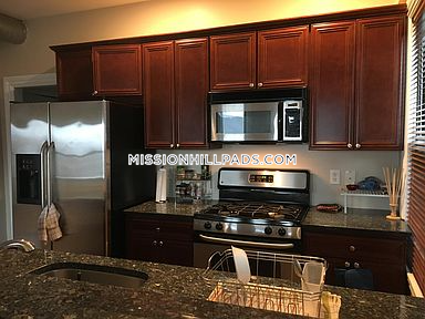 2 bed, 1 bath apartment for rent at 176 Hillside St Unit 201, Mission Hill — photo 1 of 15