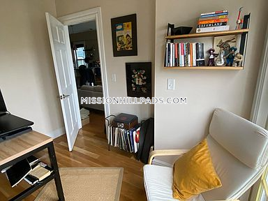 2 bed, 1 bath apartment for rent at 176 Hillside St Unit 201, Mission Hill — photo 6 of 15