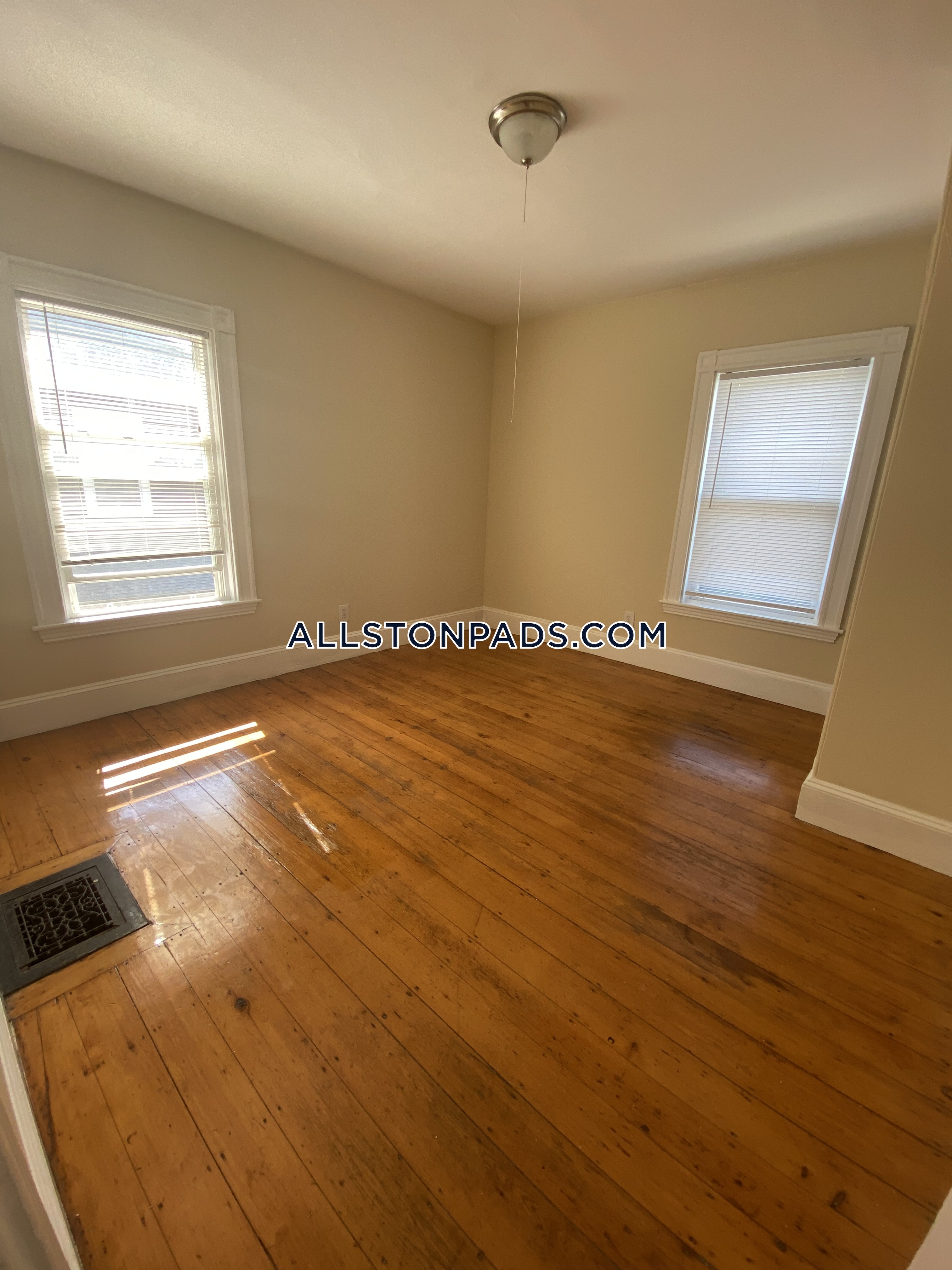 6 bed, 3 bath apartment for rent at 2 Alcott St Unit House, Allston — photo 22 of 28