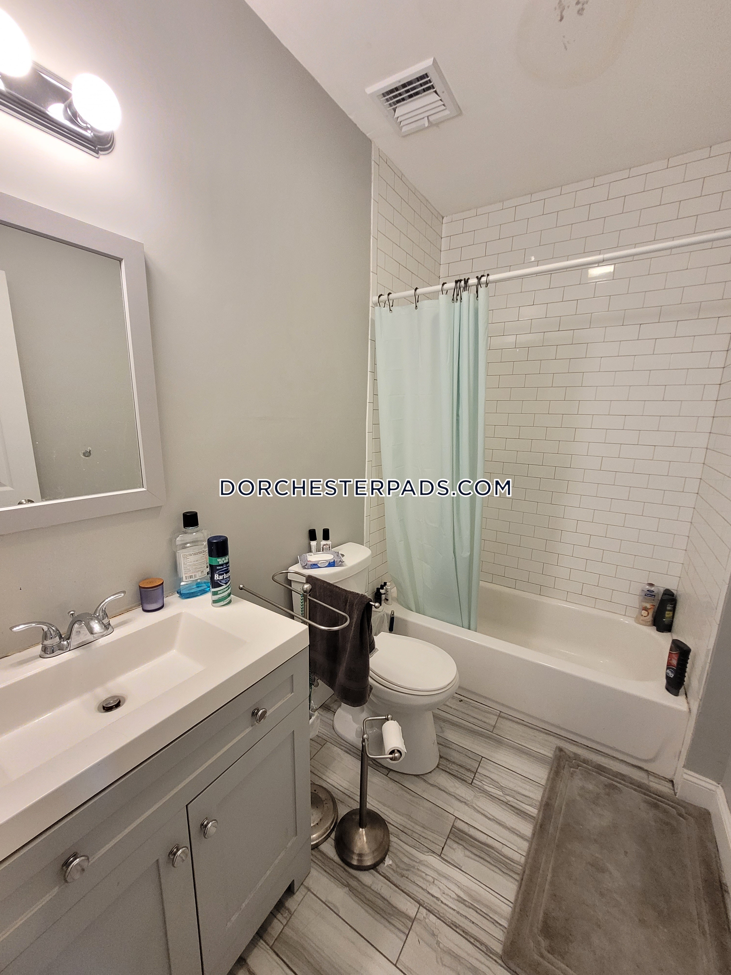 3 bed, 1 bath apartment for rent at 21 Rowell St Unit 3, Dorchester — photo 20 of 22