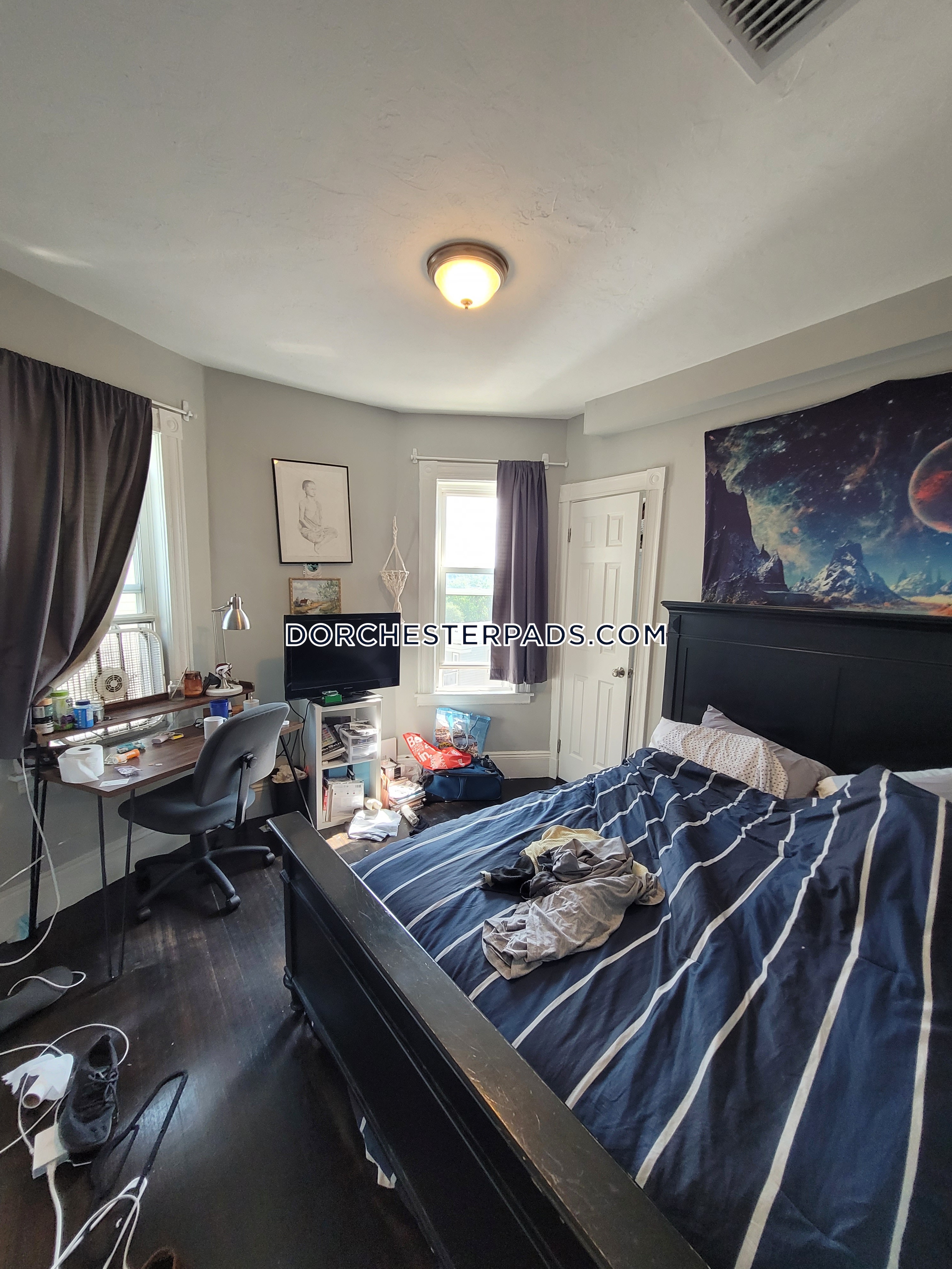 3 bed, 1 bath apartment for rent at 21 Rowell St Unit 3, Dorchester — photo 4 of 22