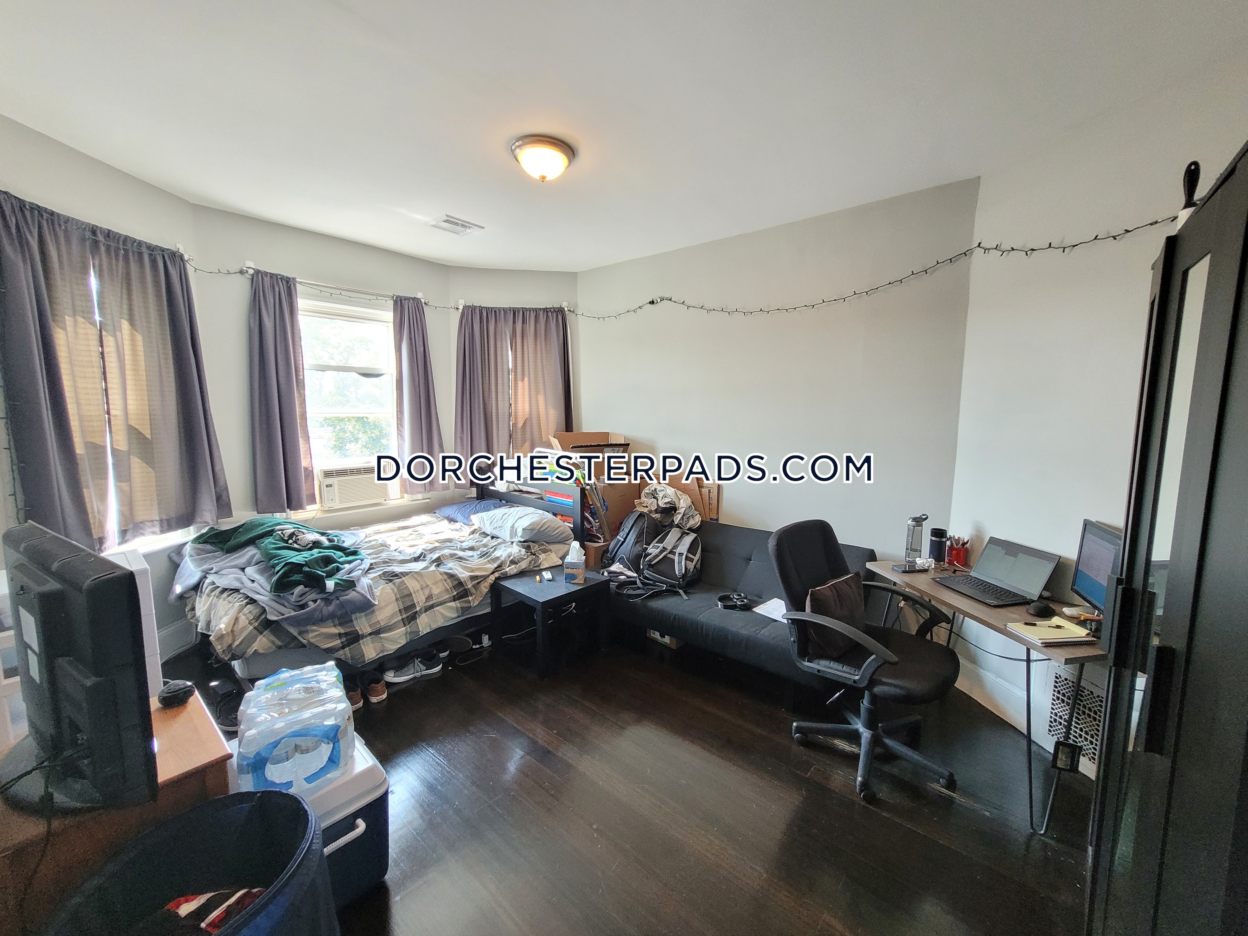 3 bed, 1 bath apartment for rent at 21 Rowell St Unit 3, Dorchester — photo 5 of 22
