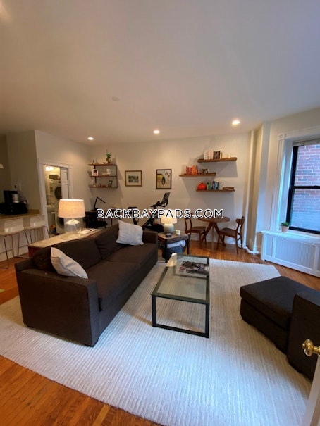 1 bed, 1 bath apartment for rent at 174 Newbury St Unit 4, Back Bay — photo 3 of 12