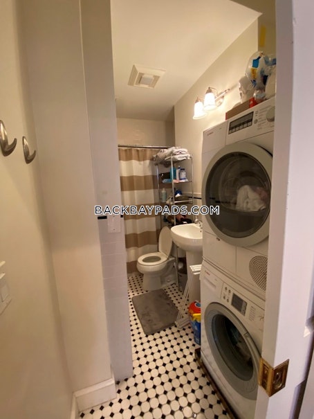 1 bed, 1 bath apartment for rent at 174 Newbury St Unit 4, Back Bay — photo 10 of 12