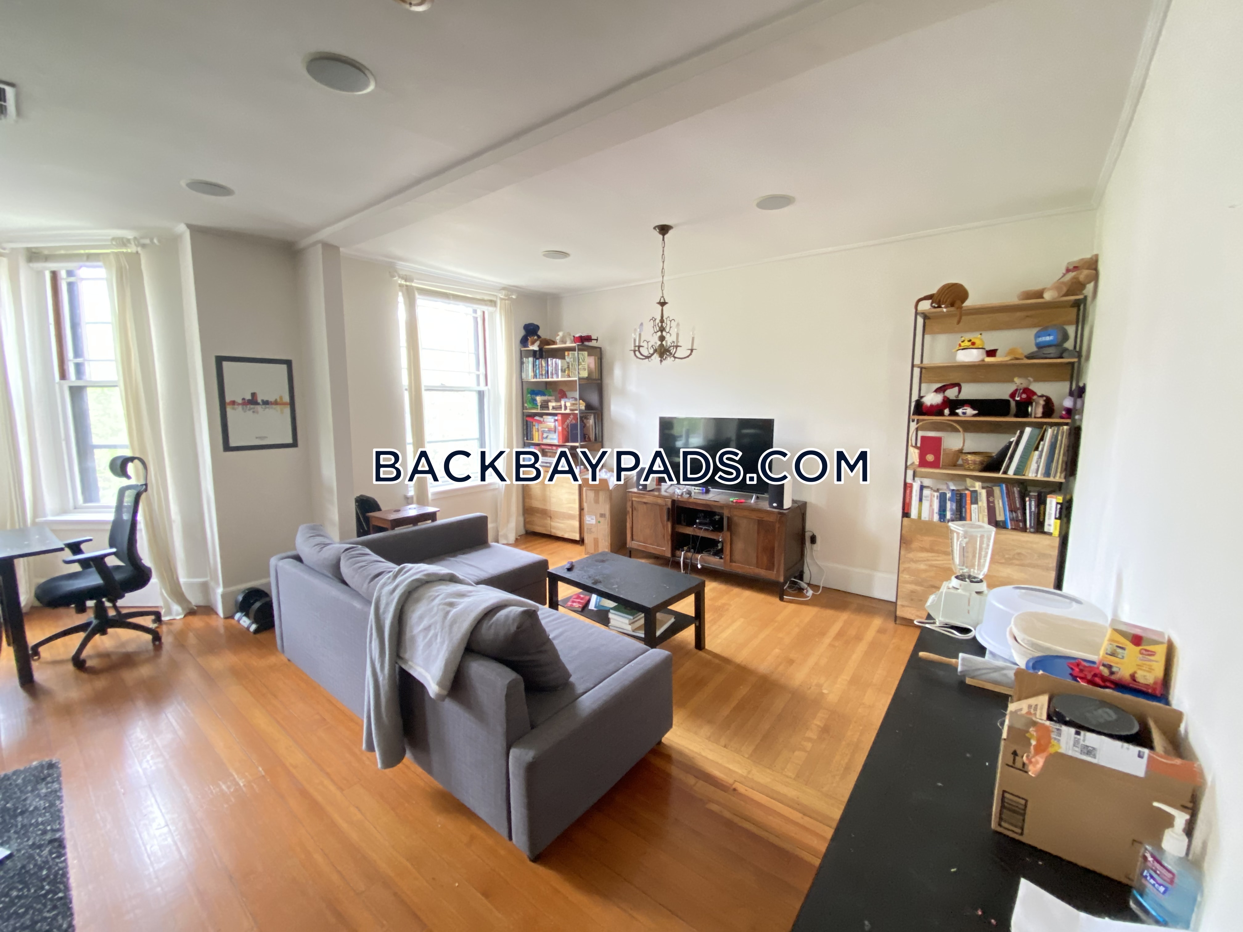 2 bed, 2 bath apartment for rent at 238 Marlborough St Unit 302, Back Bay