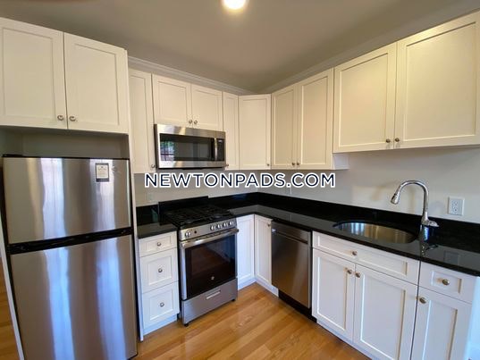 1 bed, 1 bath apartment for rent at 219 Commonwealth Ave Unit 36, Newton — photo 1 of 12