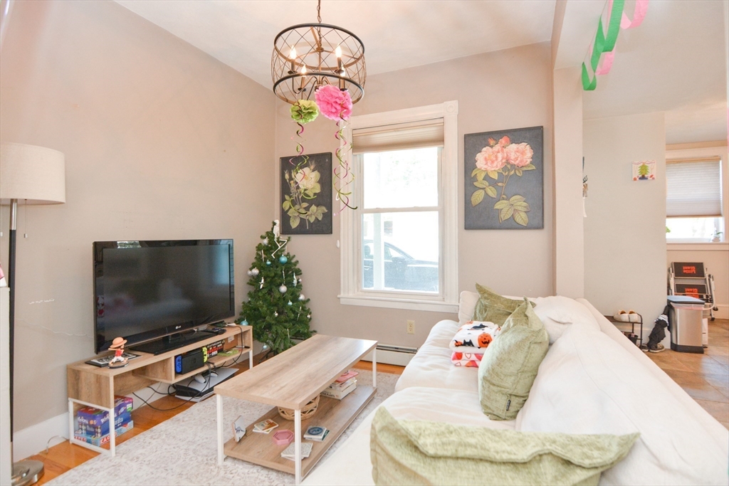 84 Roseclair St, Dorchester