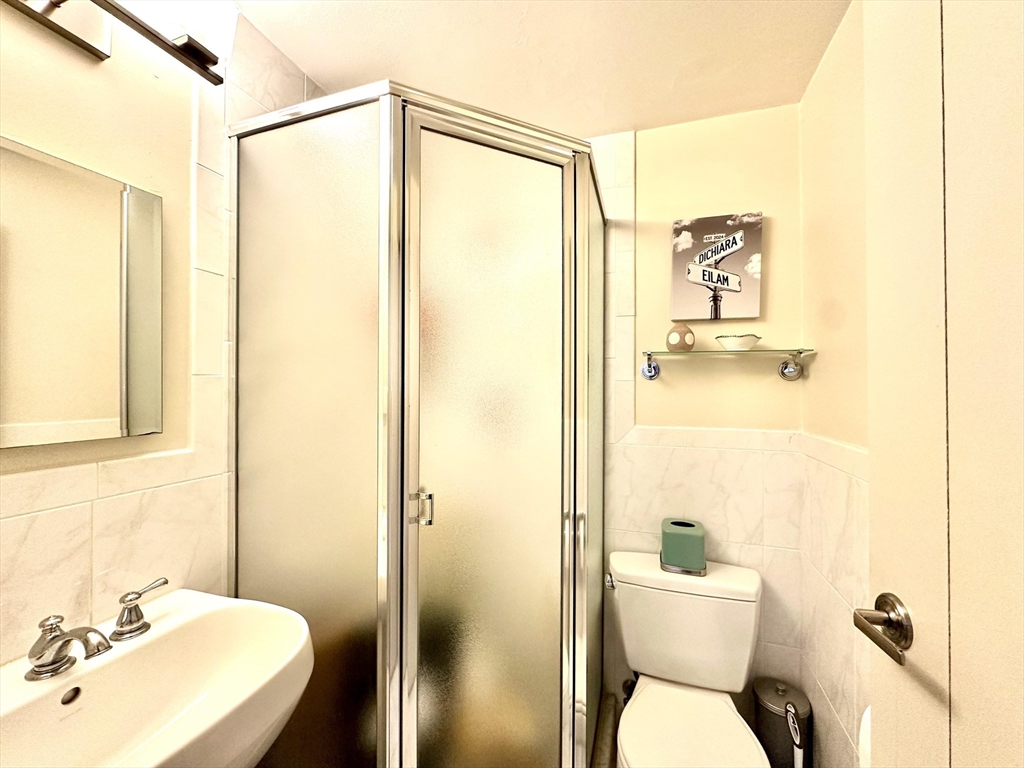 1600 Beacon St, Corey Hill