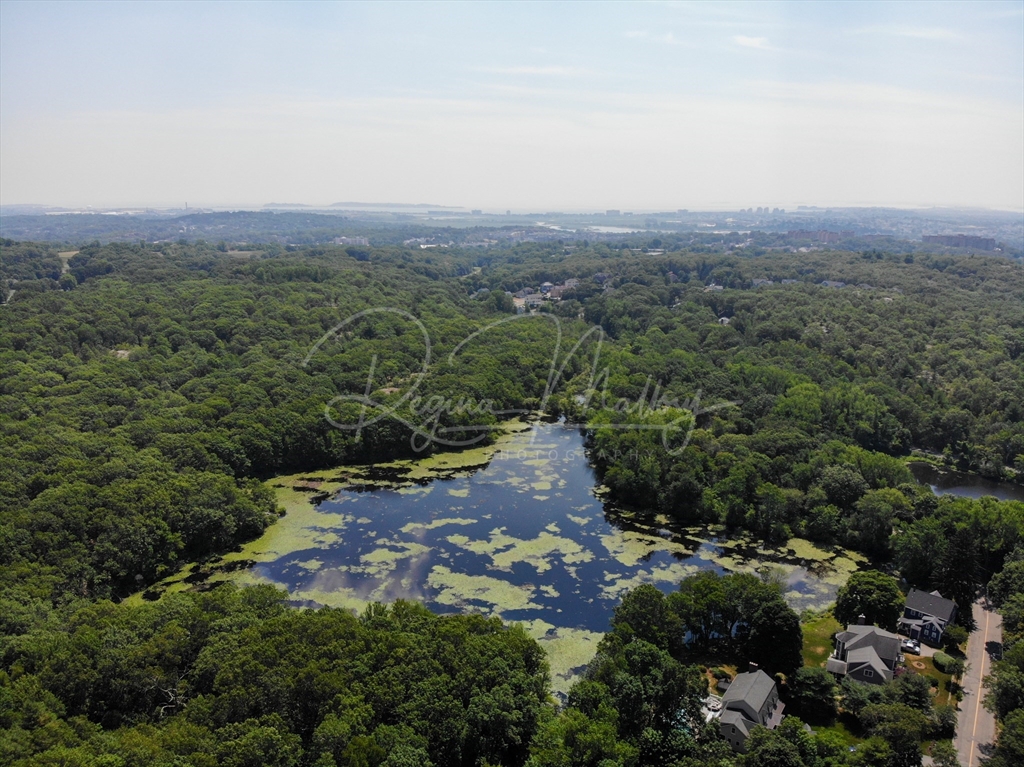 330 Swains Pond Ave, Melrose