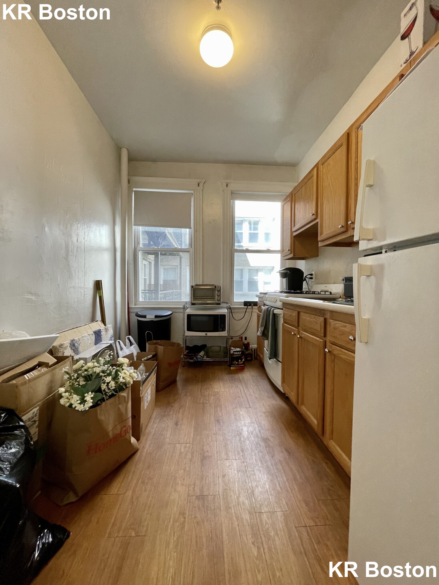 2 bed, 1 bath apartment for rent at 1630 Commonwealth Ave Unit 8, Brighton — photo 2 of 3
