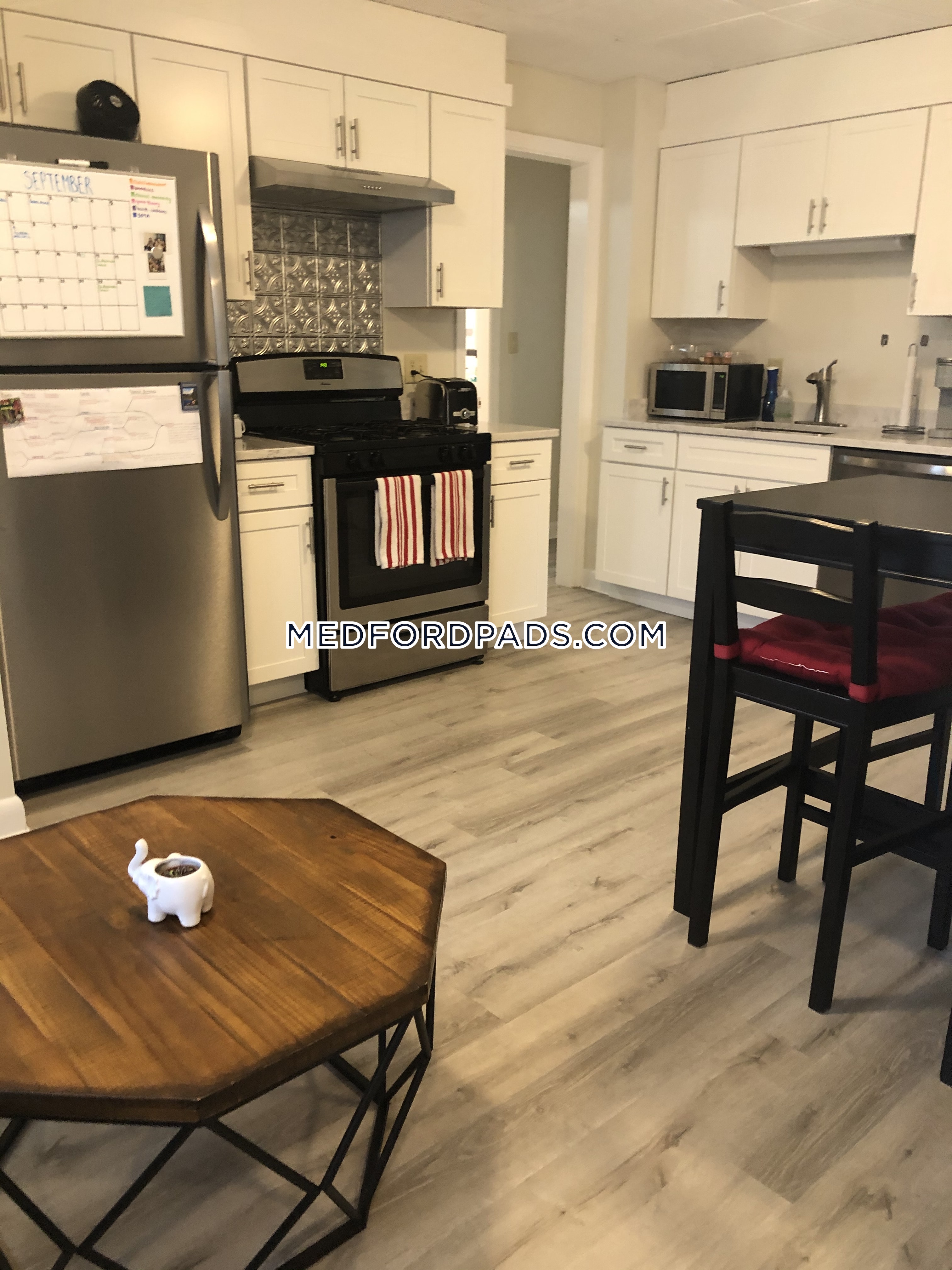 4 bed, 1 bath apartment for rent at 77 Lynman Ave Unit 2, Tufts University — photo 7 of 31