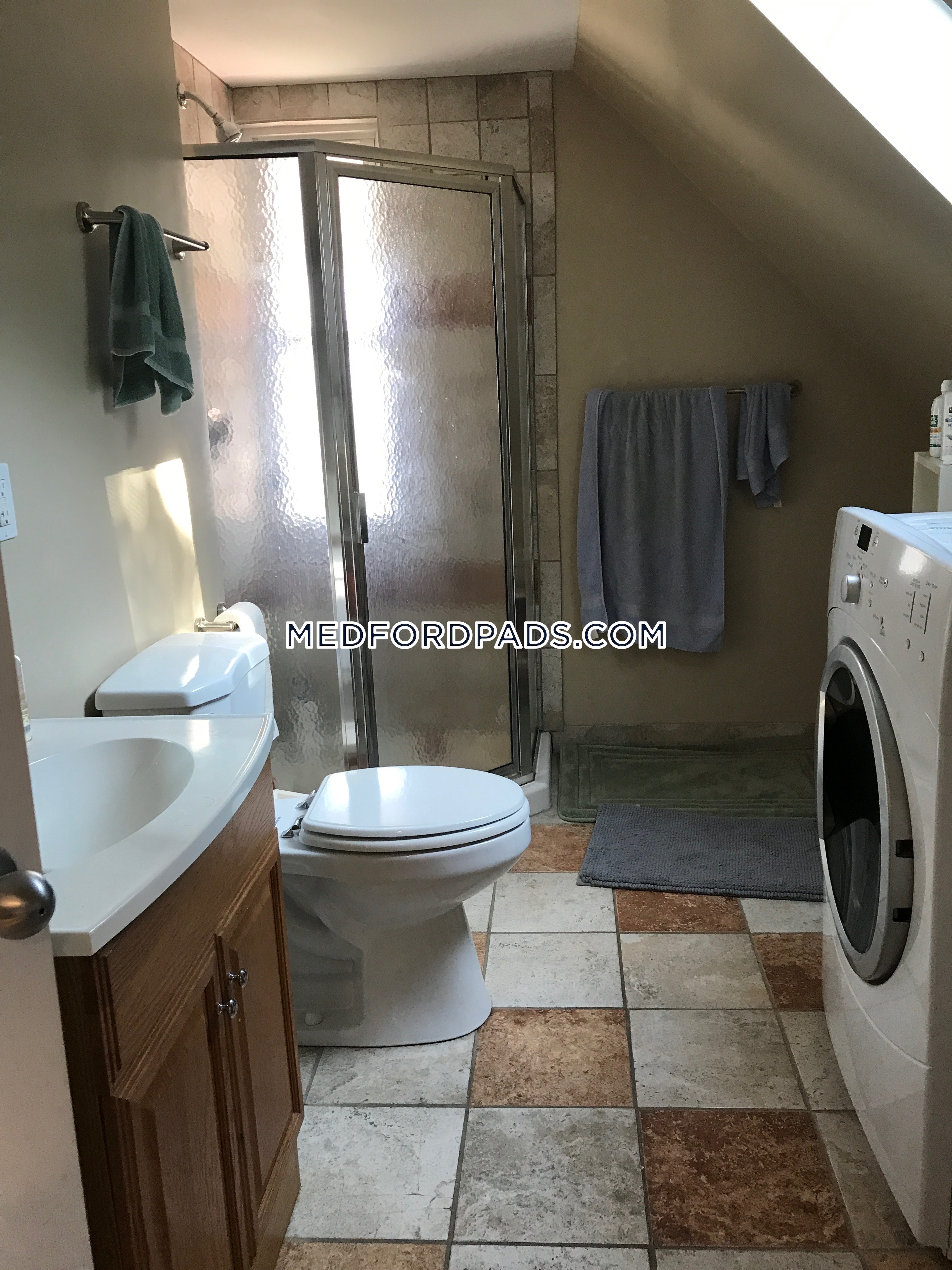 3 bed, 2 bath apartment for rent at 79 Lyman Ave Unit 3, Tufts University — photo 7 of 7