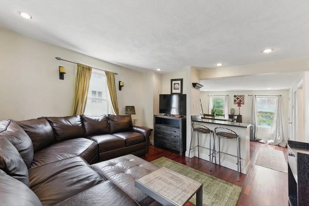 40 Chappie St, Charlestown