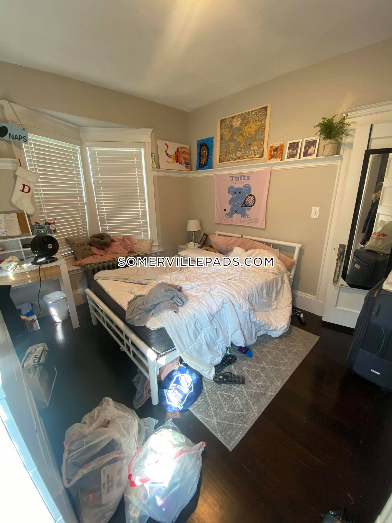 6 bed, 2 bath apartment for rent at 69 Bromfield Rd Unit 2, Davis Square — photo 7 of 12
