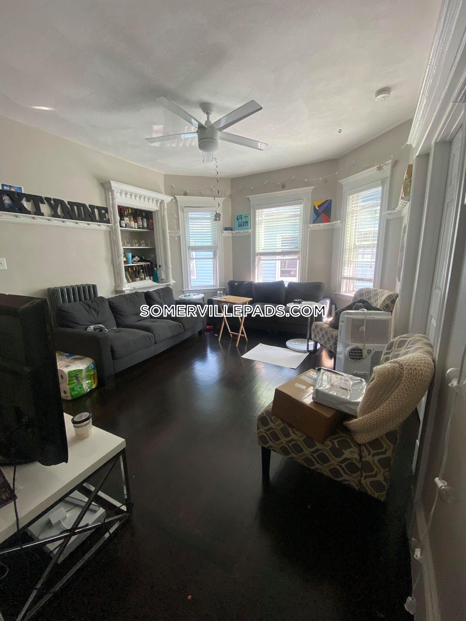 6 bed, 2 bath apartment for rent at 69 Bromfield Rd Unit 2, Davis Square — photo 6 of 12