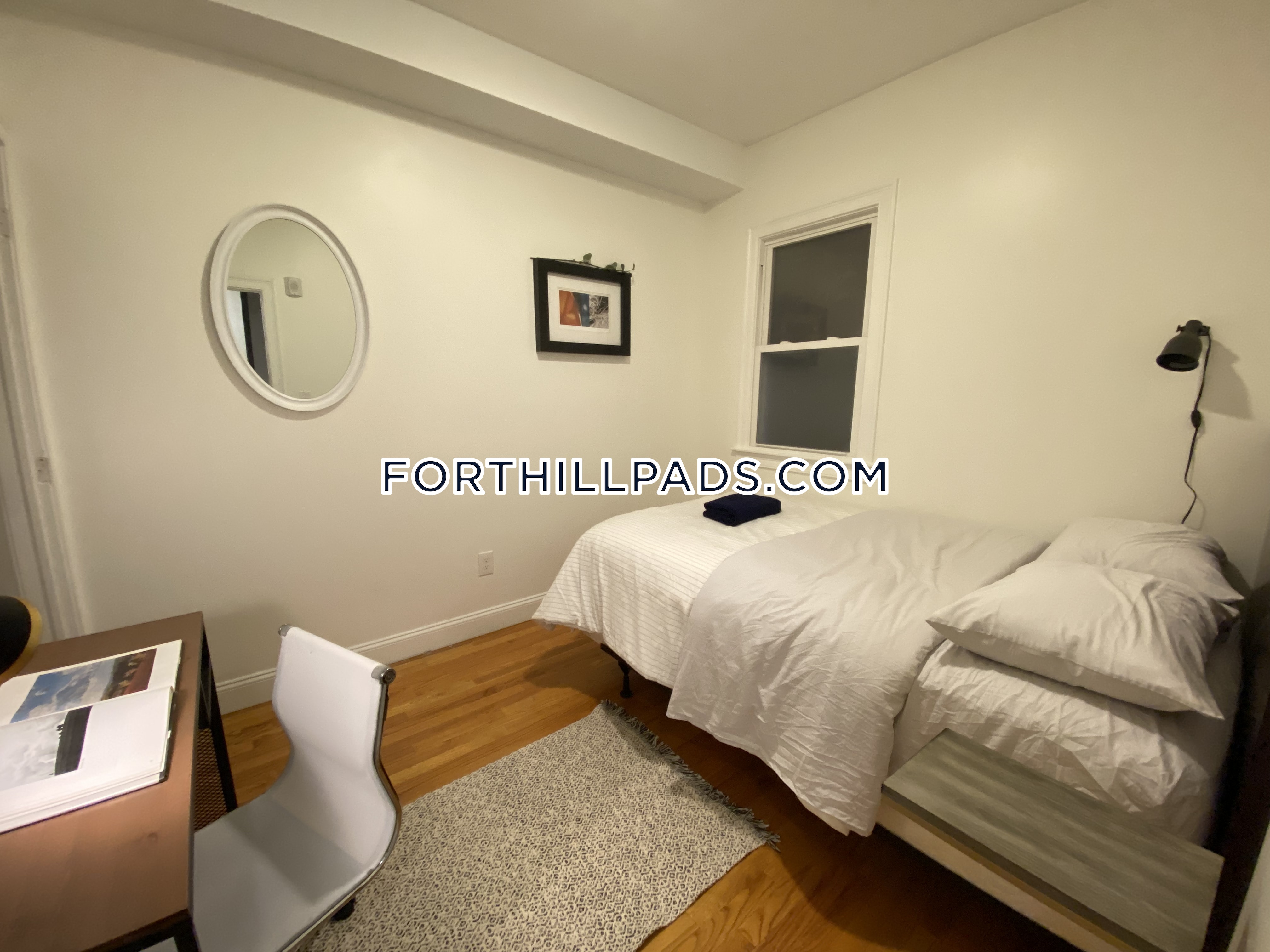 3 bed, 1 bath apartment for rent at 48 Guild St Unit 1, Roxbury — photo 6 of 13