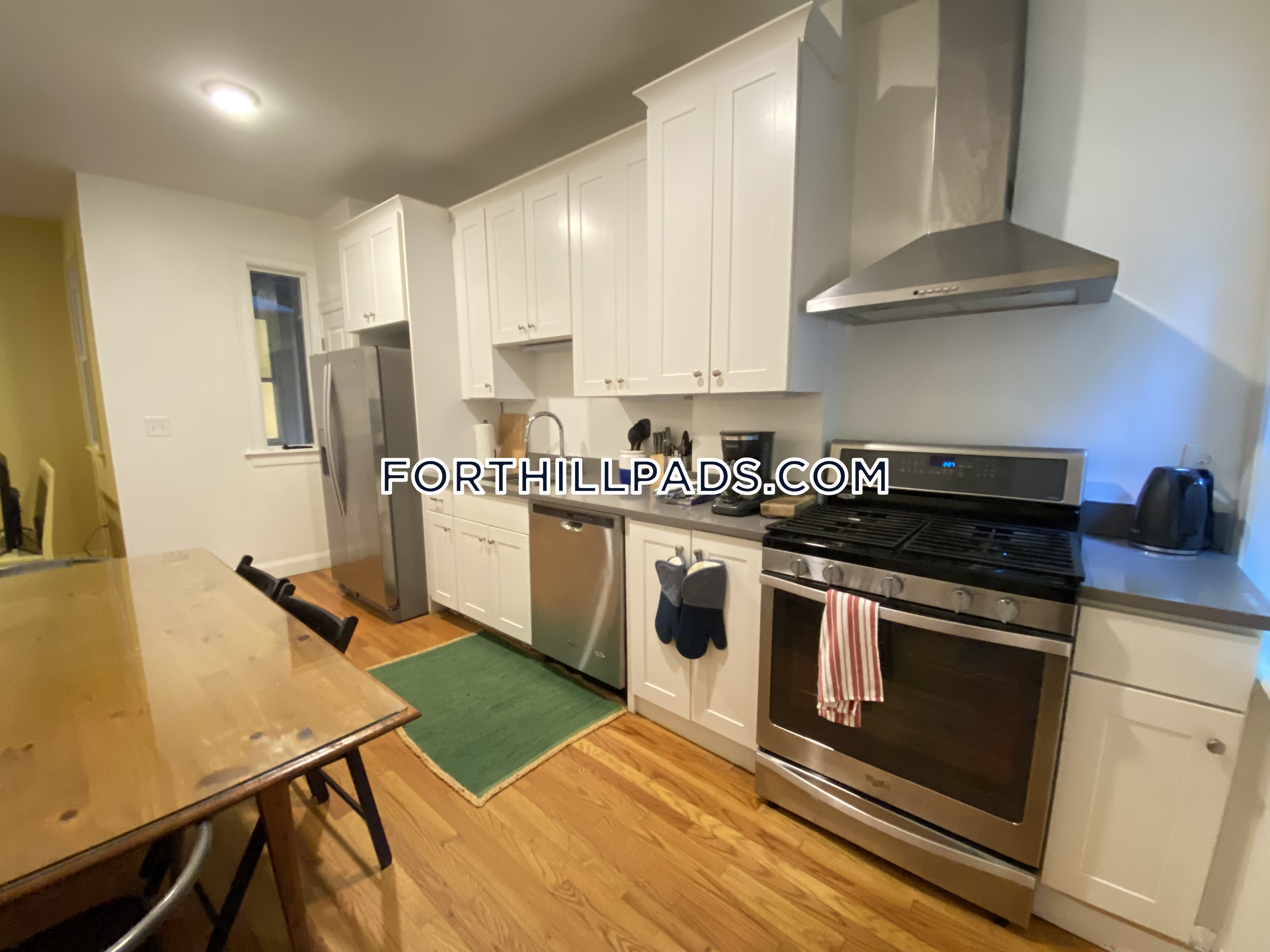 3 bed, 1 bath apartment for rent at 48 Guild St Unit 1, Roxbury — photo 1 of 13