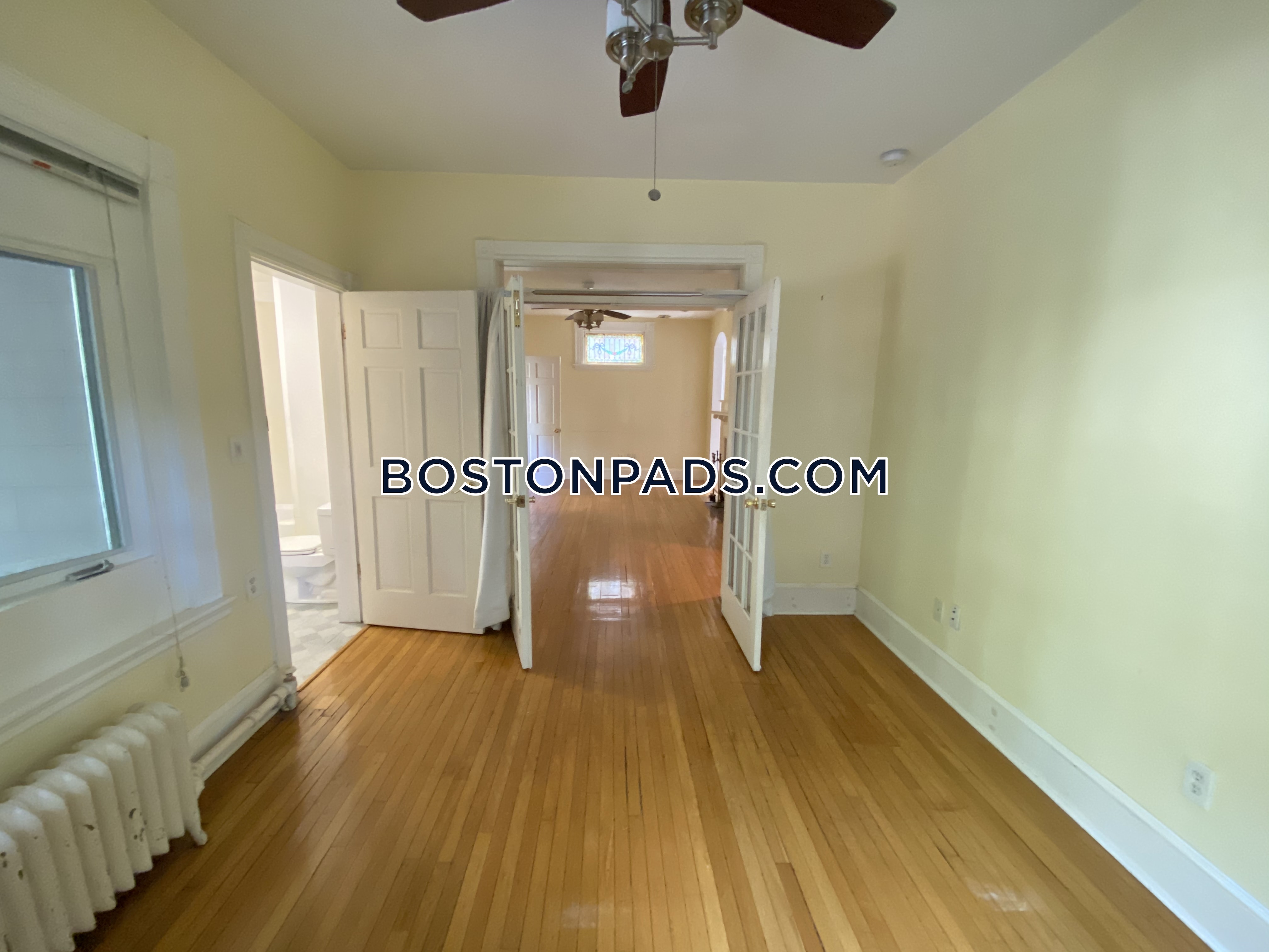 5 bed, 2.5 bath apartment for rent at 62 Ridgemont St Unit U1, Allston — photo 15 of 23
