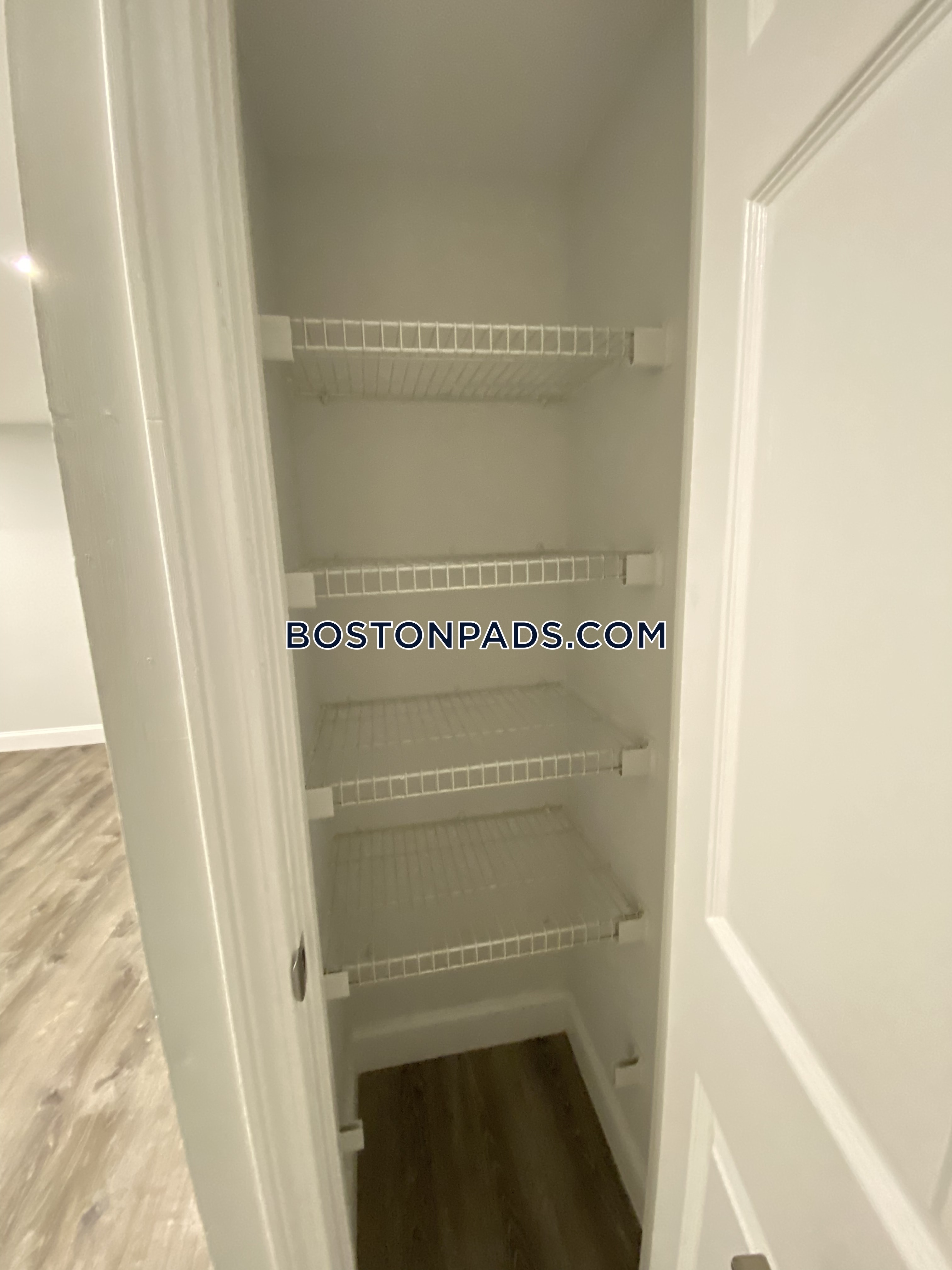 1 bed, 1 bath apartment for rent at 104 Queensberry St Unit Bb, Fenway — photo 7 of 13