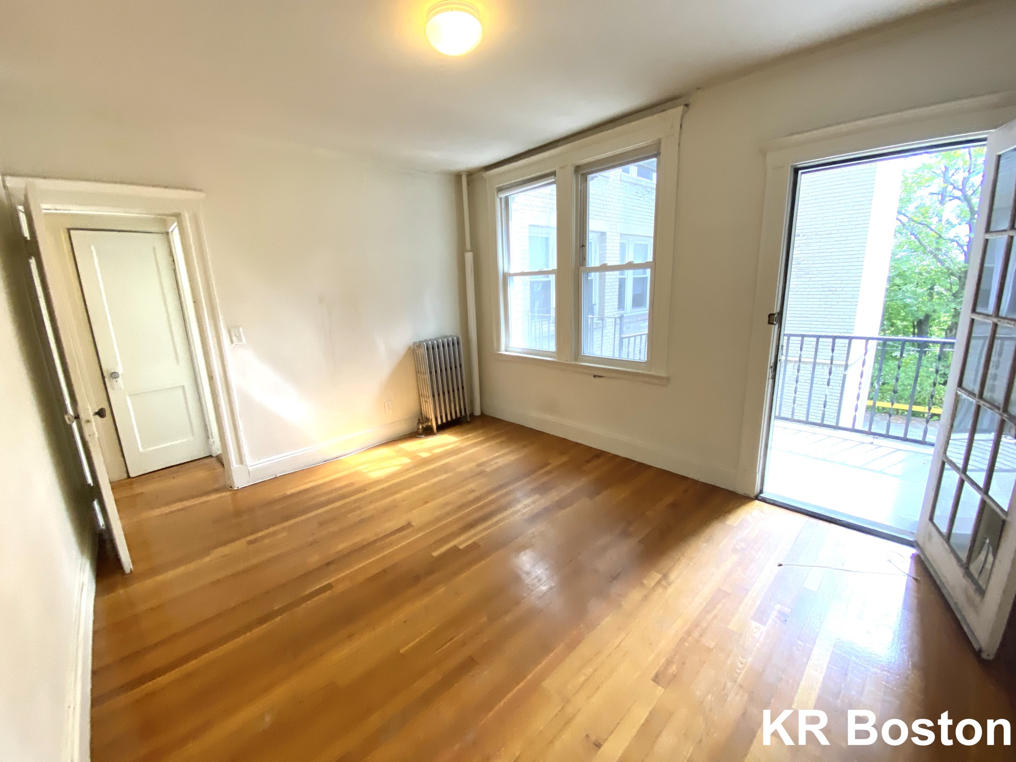 2 bed, 1 bath apartment for rent at 1633 Commonwealth Ave Unit 10, Brighton — photo 5 of 5