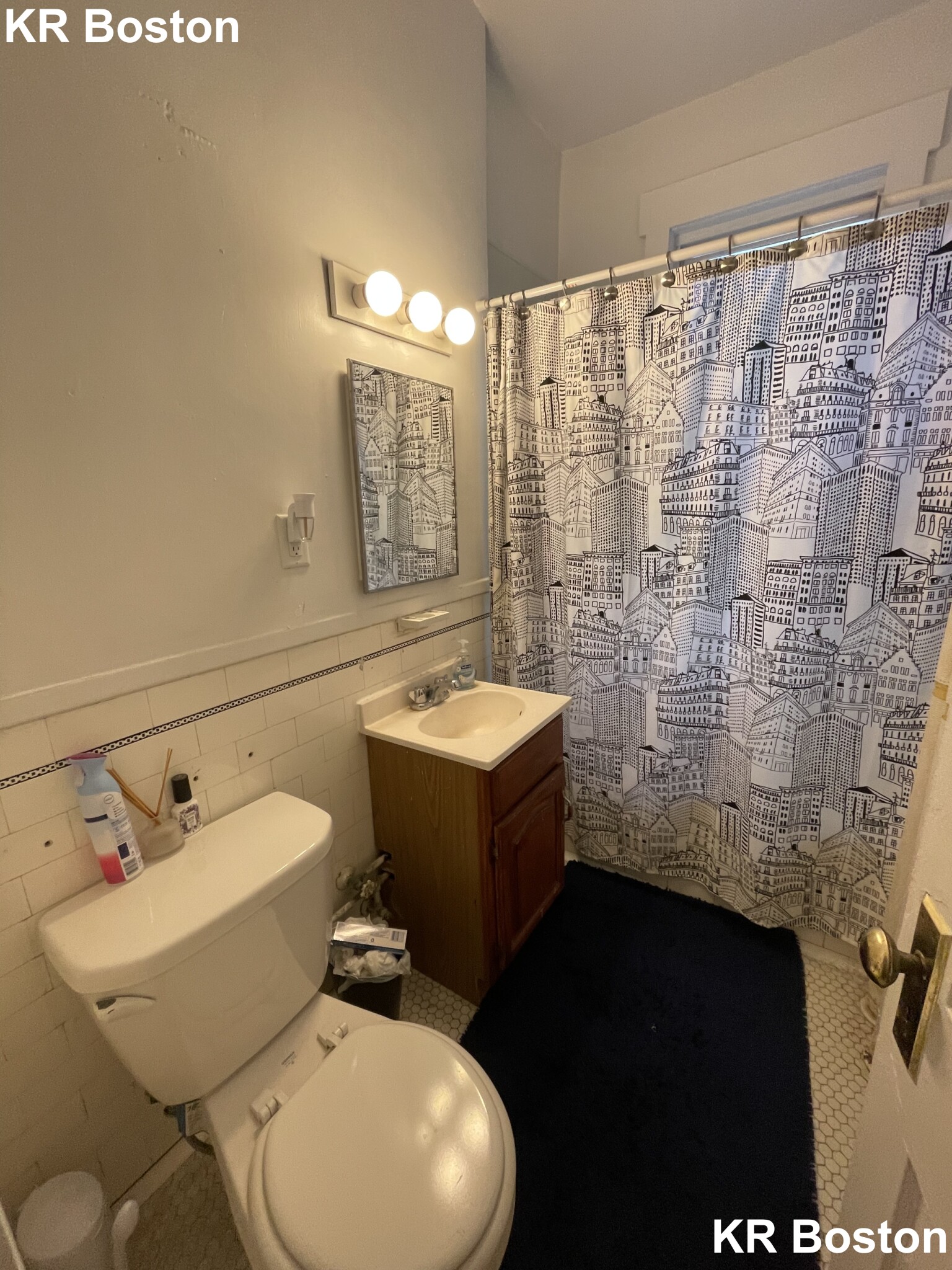 2 bed, 1 bath apartment for rent at 1634 Commonwealth Ave Unit 5, Brighton — photo 3 of 3
