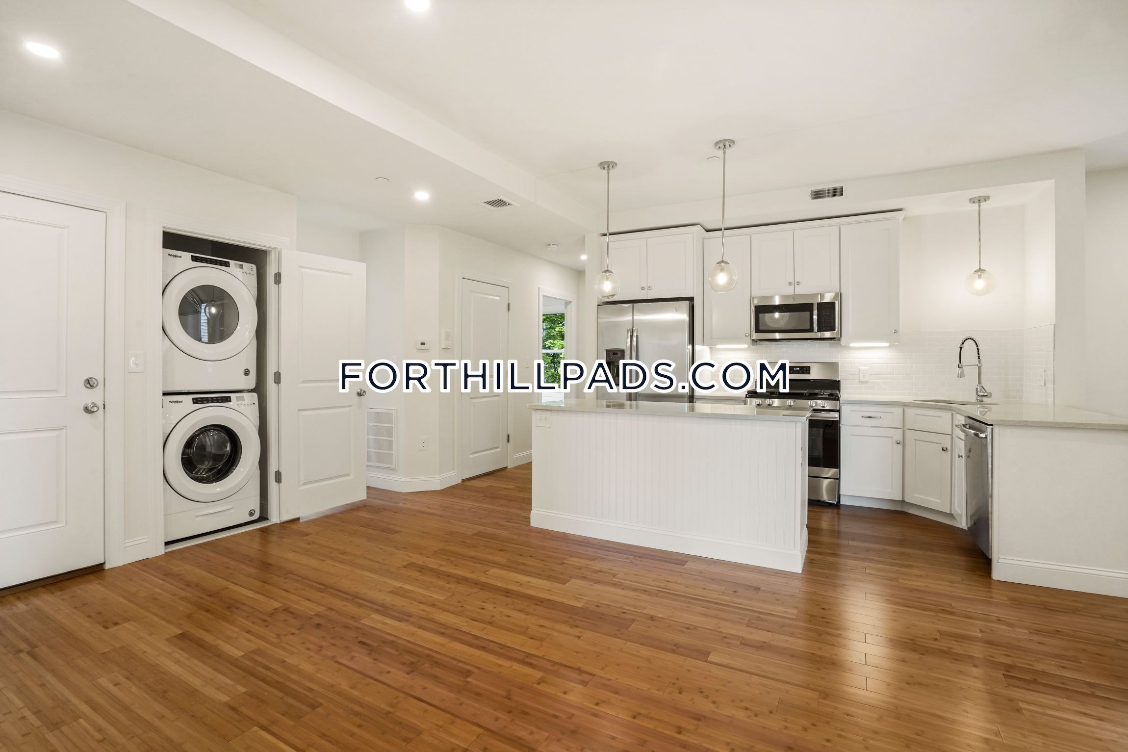 4 bed, 2 bath apartment for rent at 137 Thornton St Unit 3, Roxbury — photo 5 of 5