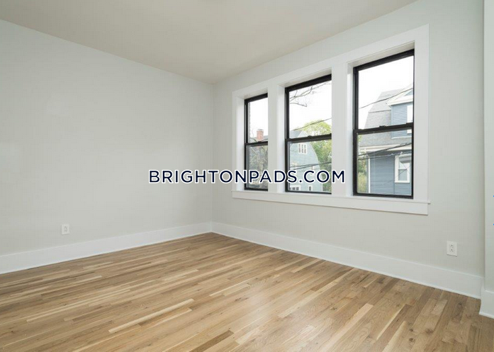 3 bed, 1 bath apartment for rent at 4 Elko St Unit 6F, Brighton — photo 7 of 9