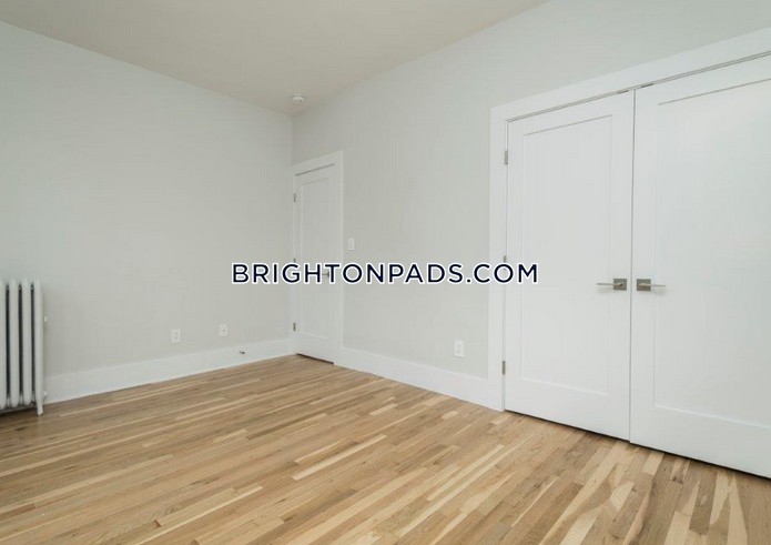 3 bed, 1 bath apartment for rent at 4 Elko St Unit 6F, Brighton — photo 8 of 9