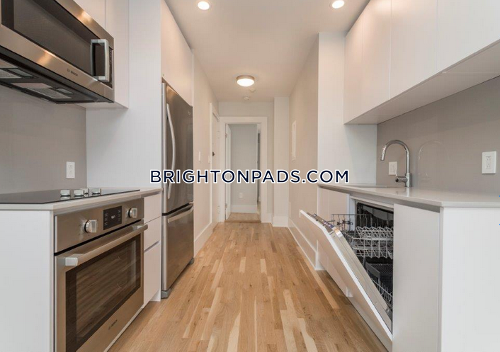 3 bed, 1 bath apartment for rent at 4 Elko St Unit 6F, Brighton — photo 1 of 9