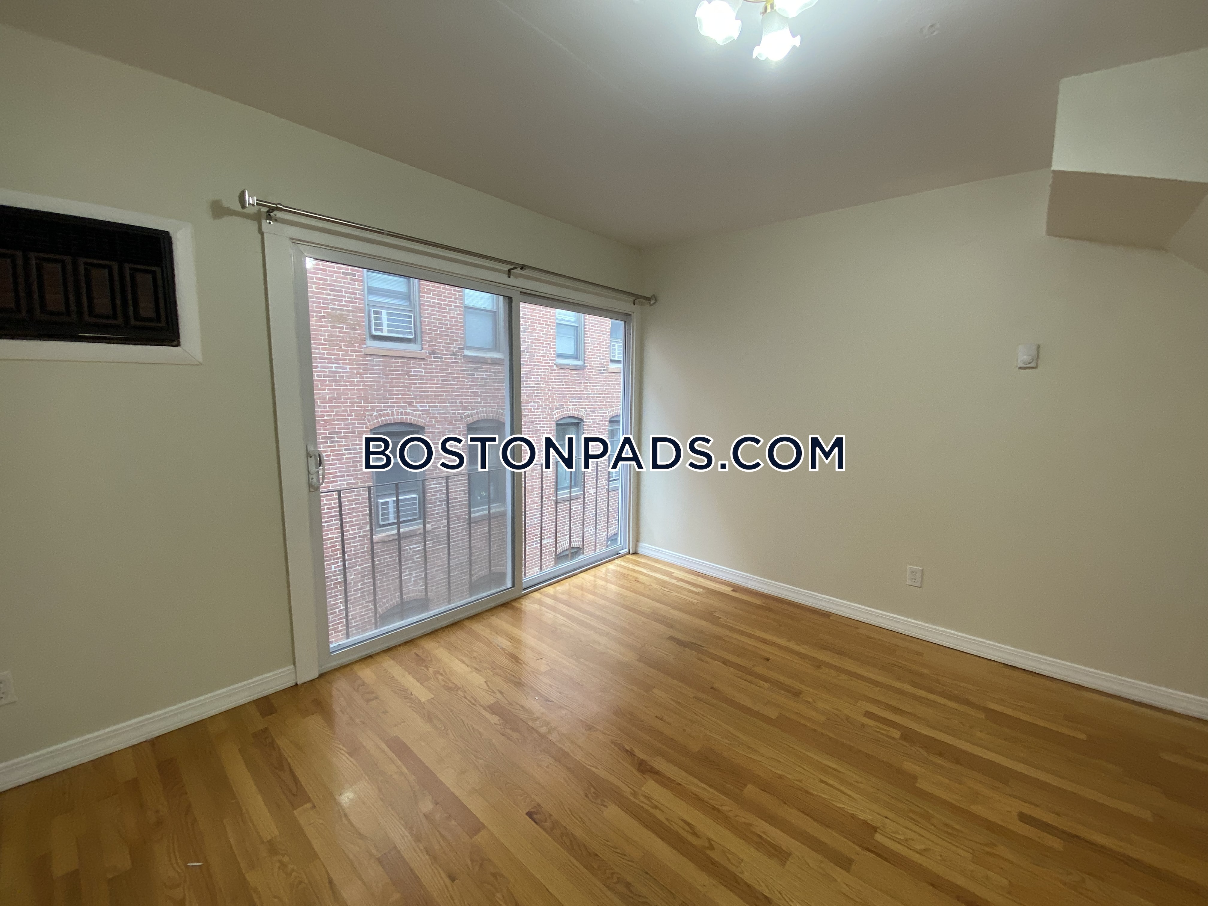 3 bed, 1 bath apartment for rent at 49 Symphony Rd Unit 35, Fenway — photo 9 of 22