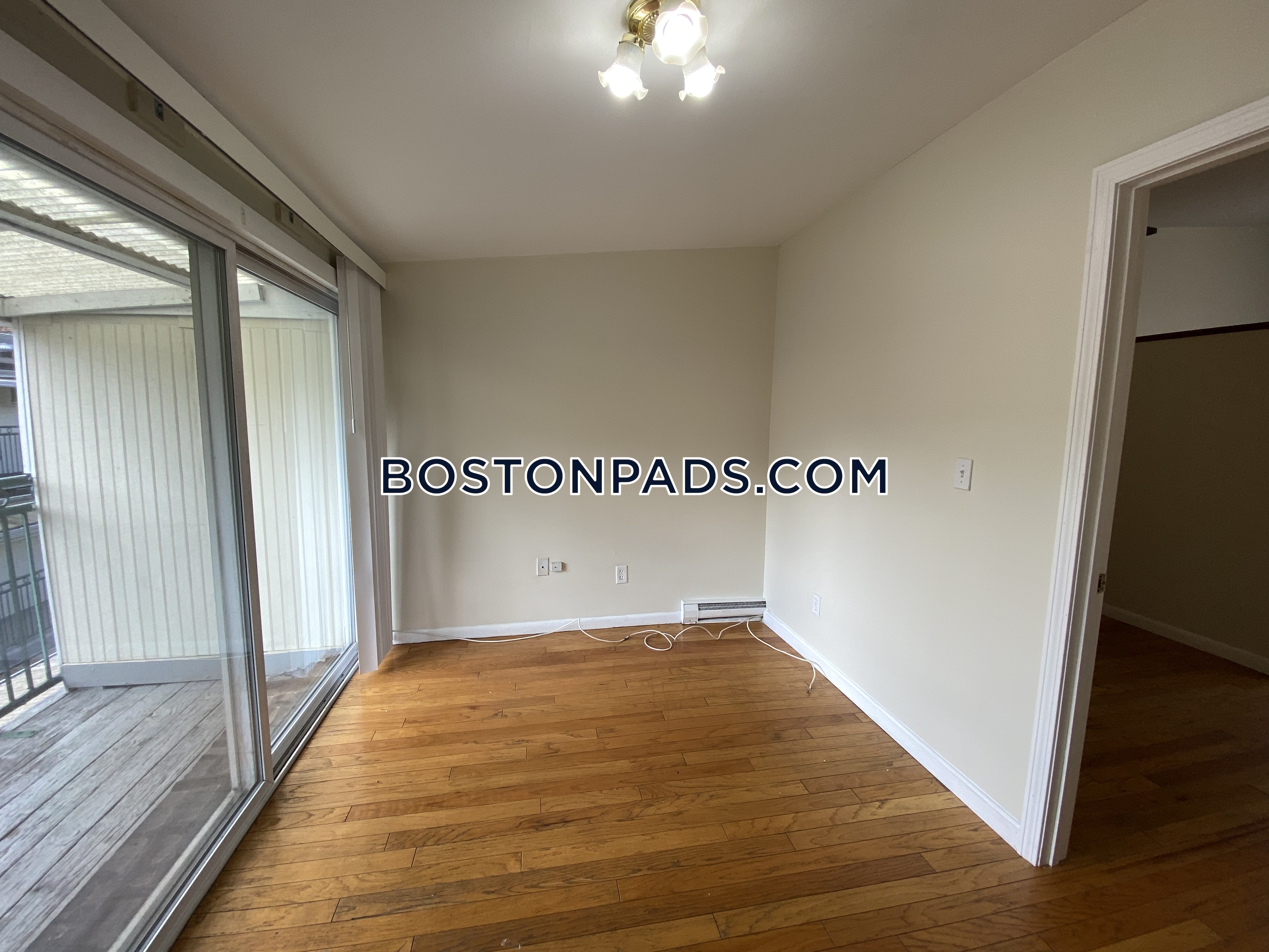 3 bed, 1 bath apartment for rent at 49 Symphony Rd Unit 35, Fenway — photo 15 of 22