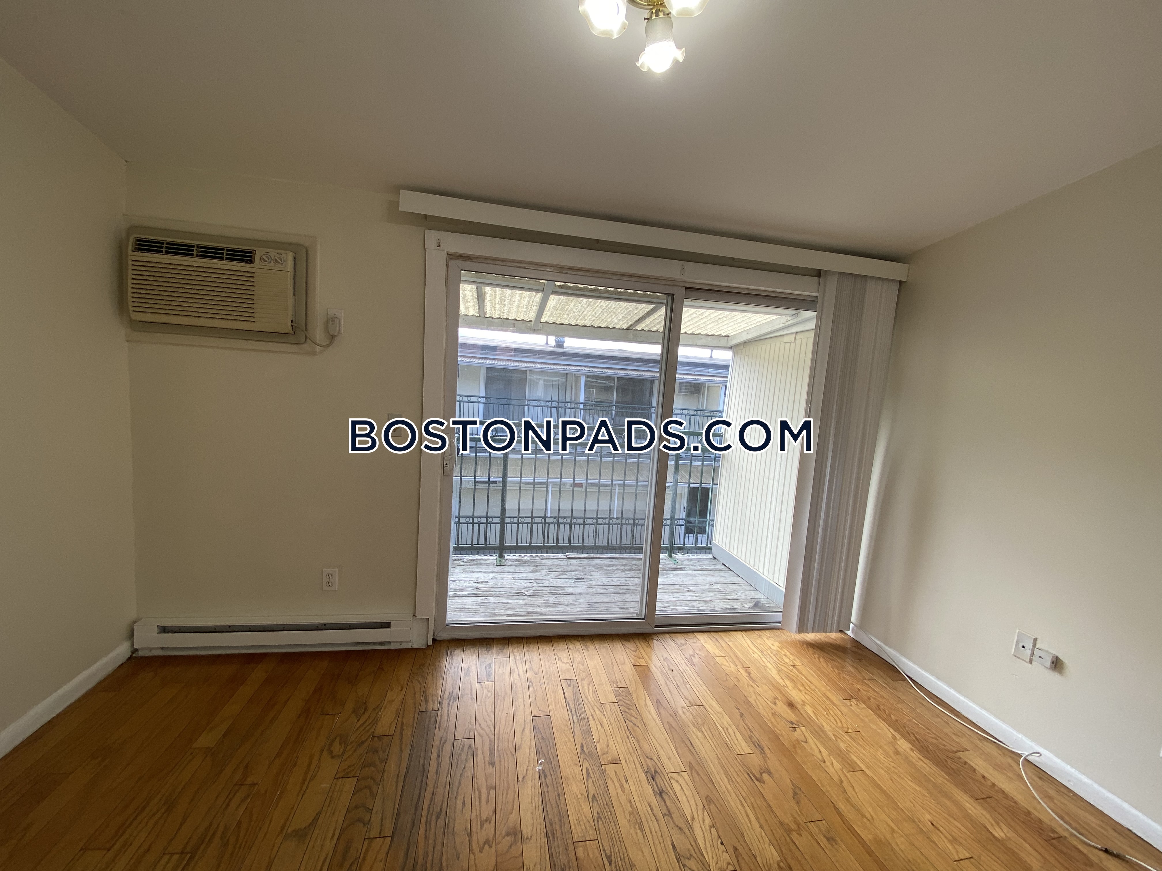 3 bed, 1 bath apartment for rent at 49 Symphony Rd Unit 35, Fenway — photo 16 of 22