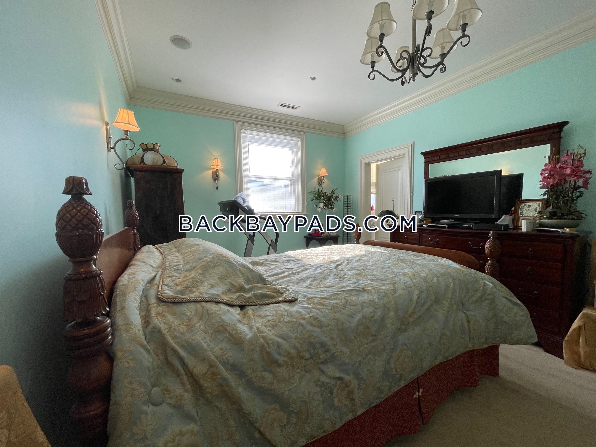 3 bed, 4+ bath apartment for rent at 350 Beacon St Unit PH, Back Bay — photo 20 of 22