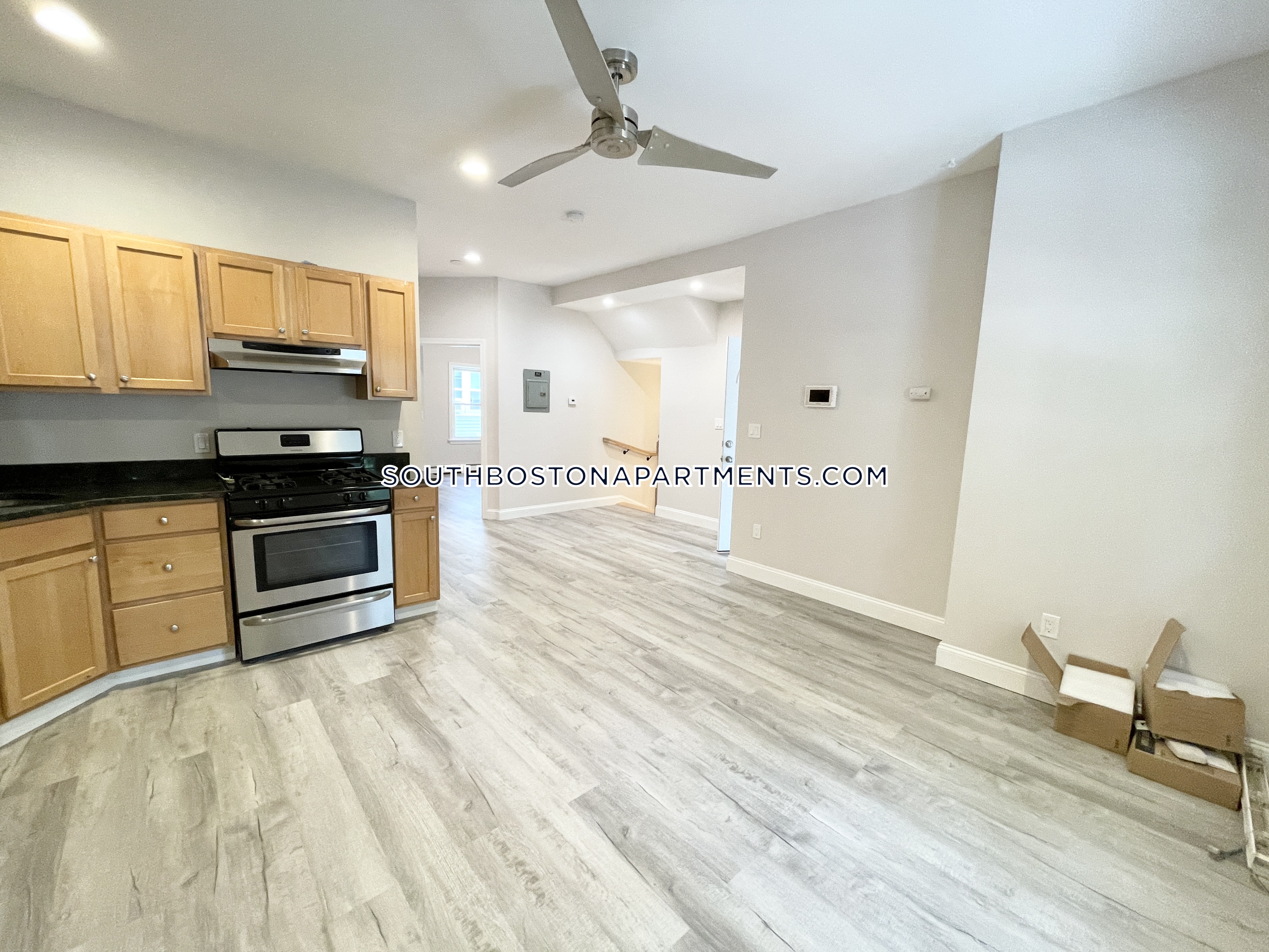 4 bed, 2 bath apartment for rent at 174 Bolton St Unit 1A, South Boston — photo 4 of 27