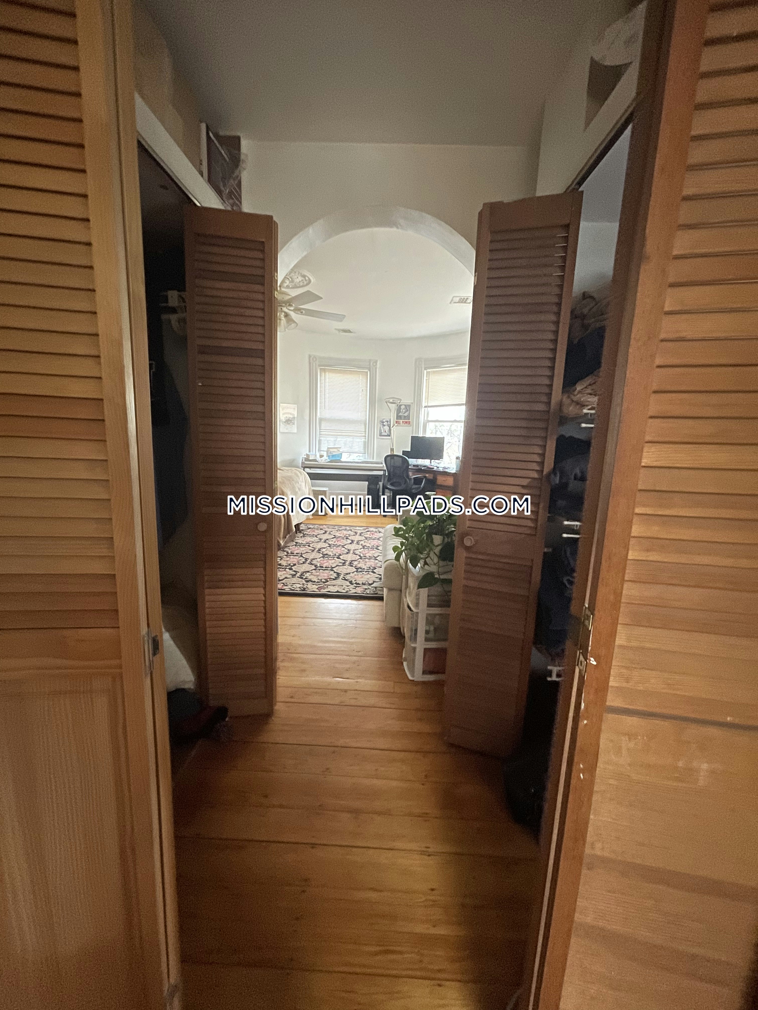 270 Parker Hill Ave, Mission Hill