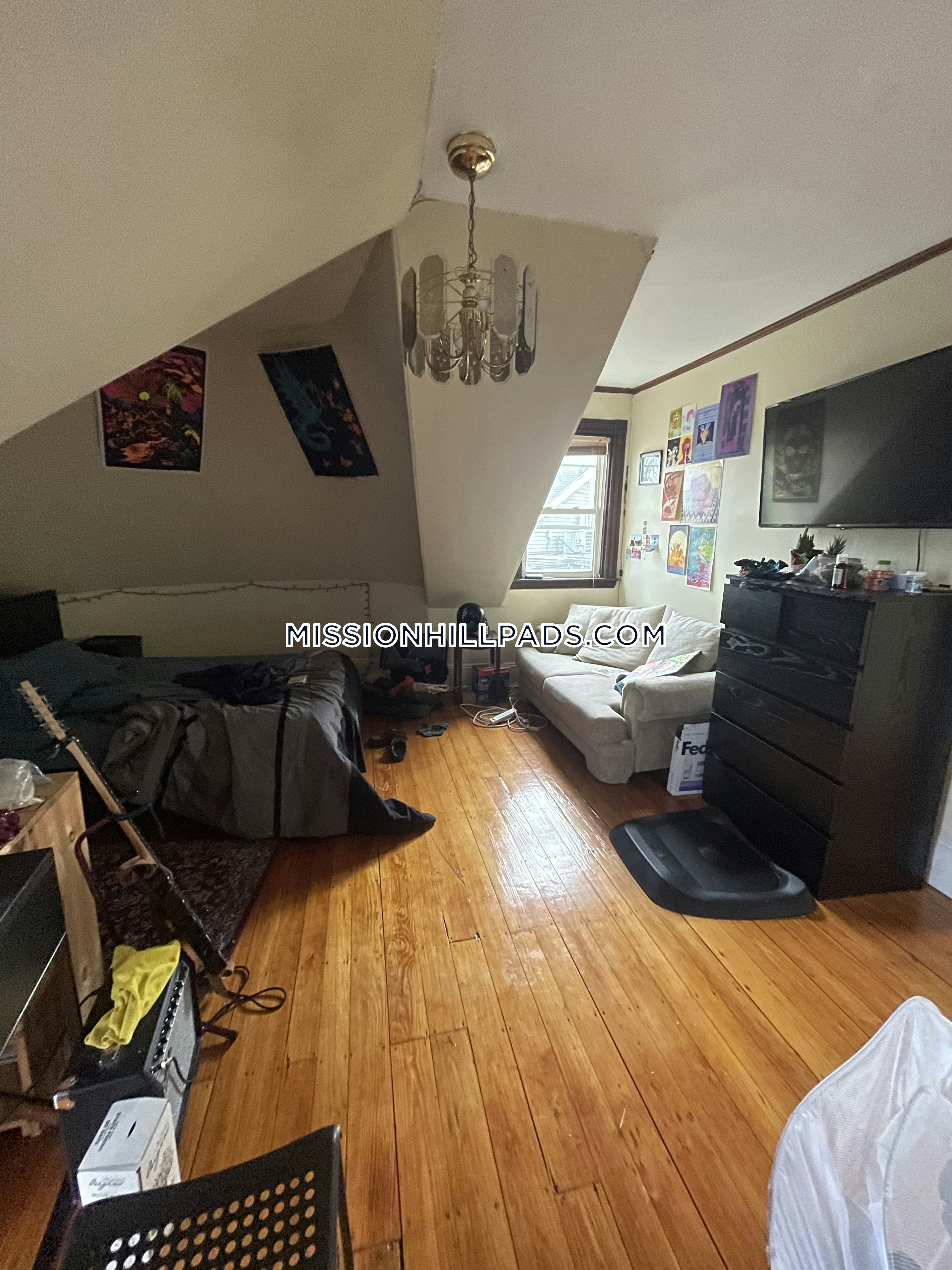 270 Parker Hill Ave, Mission Hill