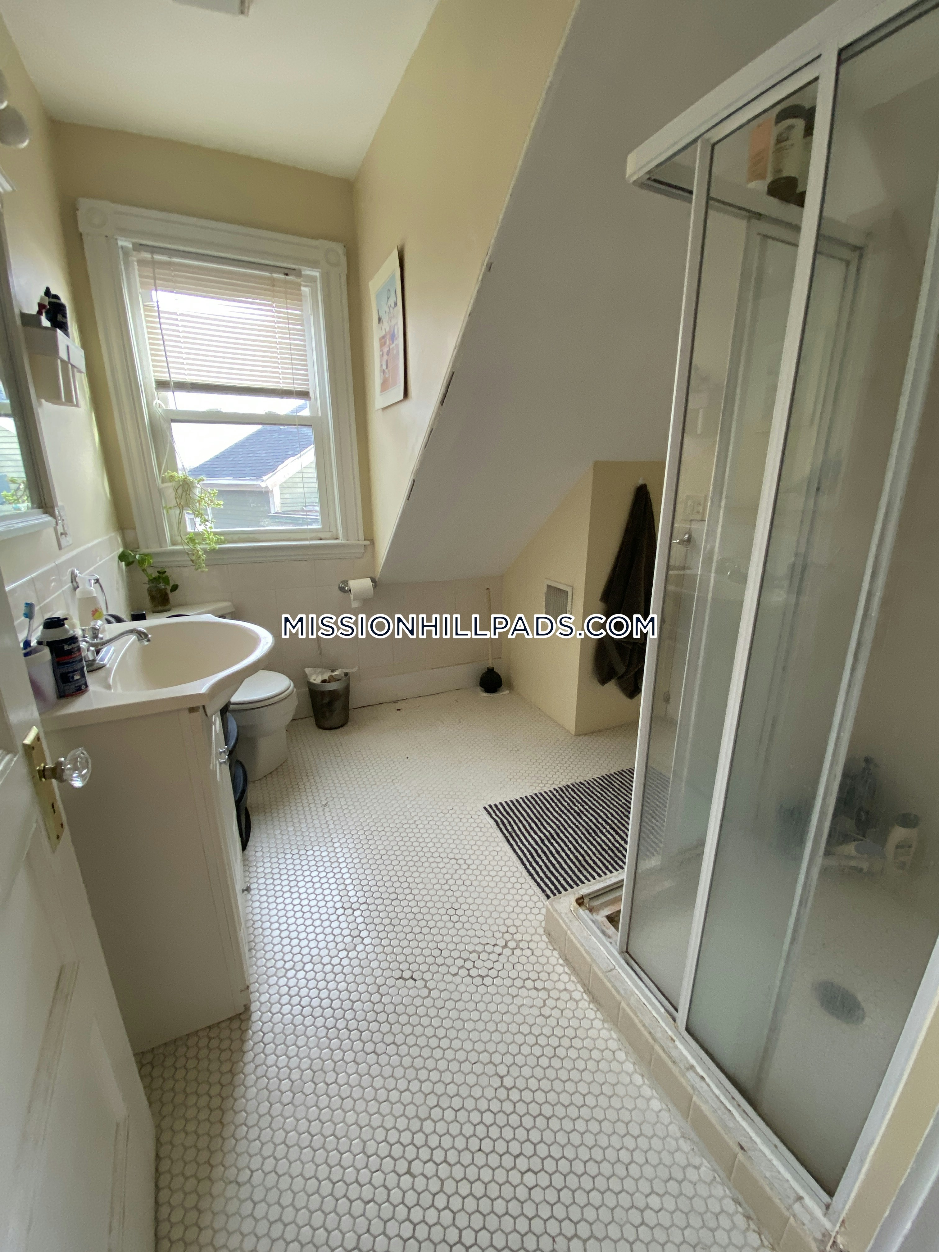 270 Parker Hill Ave, Mission Hill