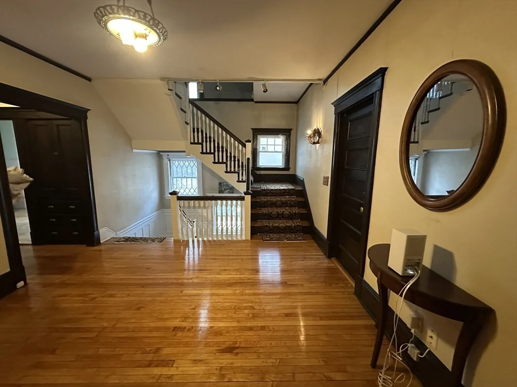 58 Grace St, West End