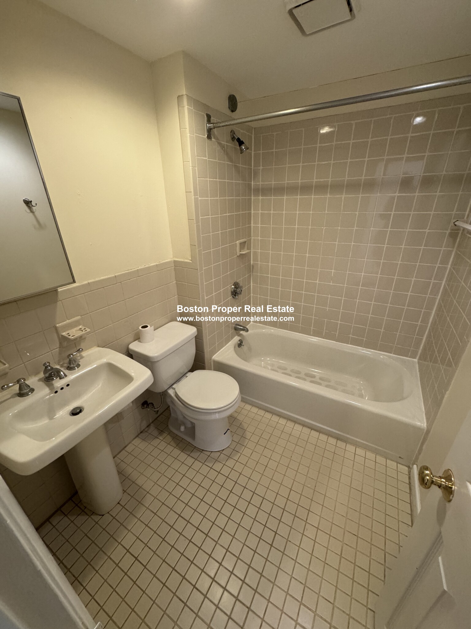 277 Marlborough St, Back Bay