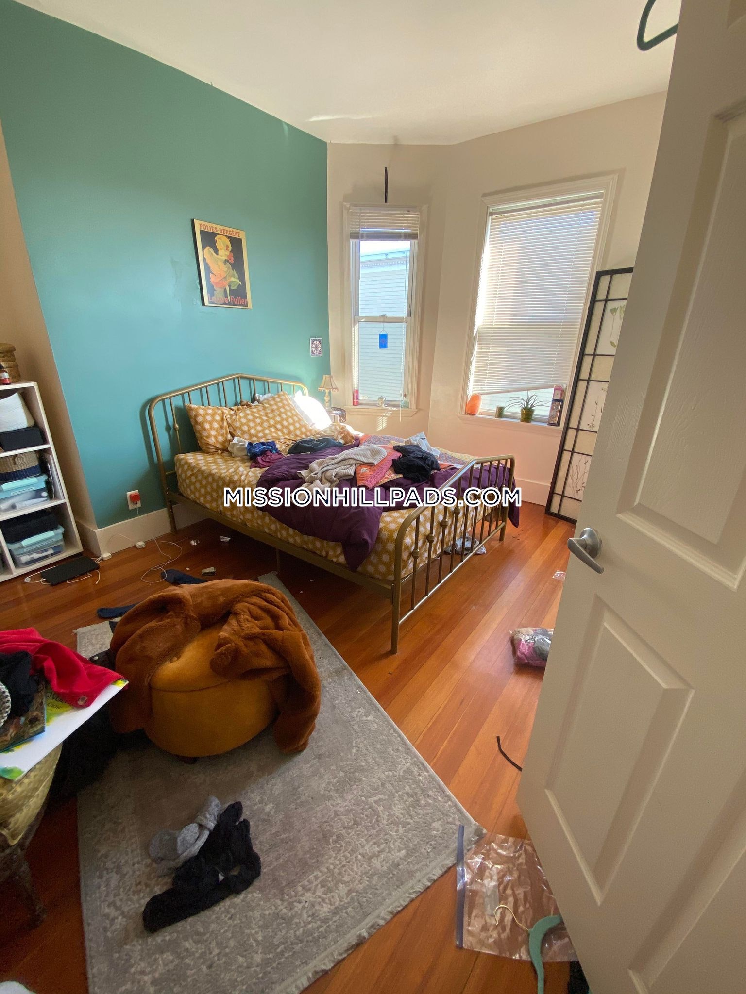 4 bed, 1 bath apartment for rent at 22 Fisher Ave Unit 4, Mission Hill — photo 6 of 15