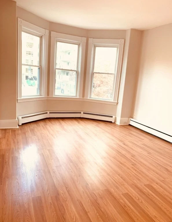 1574 Tremont St, Mission Hill